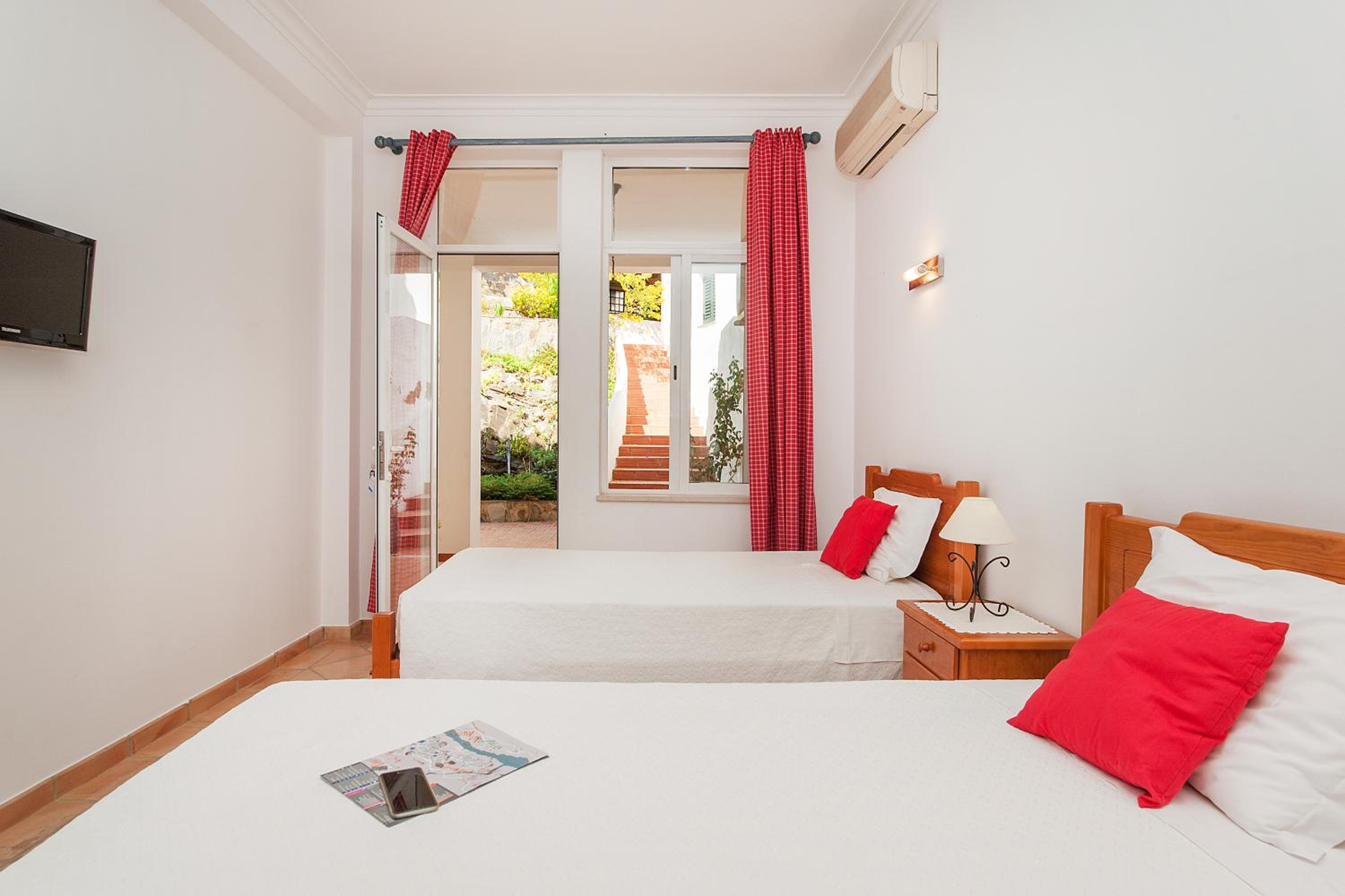 Two-Bedroom Apartment - Photo 3