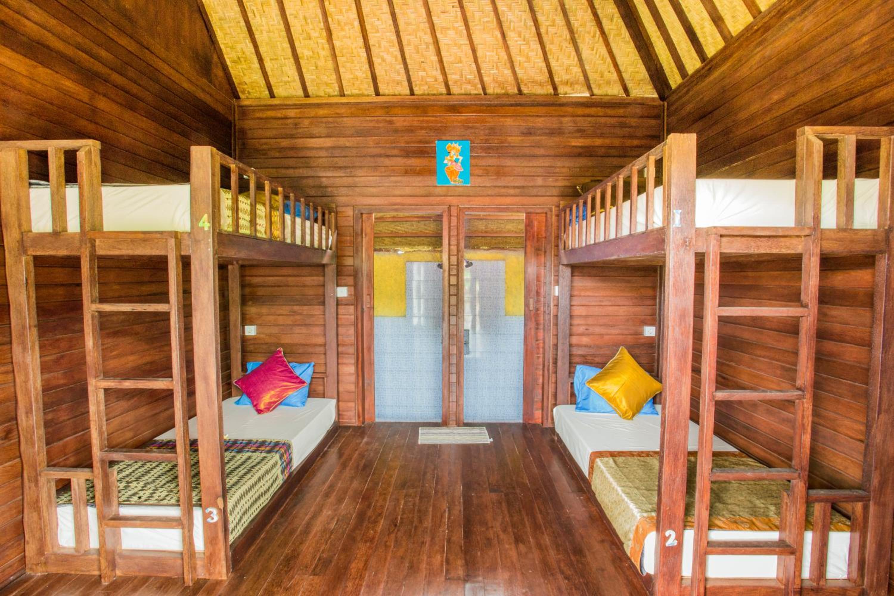 Bed in 4-Bed Mixed Dormitory Room photo 1