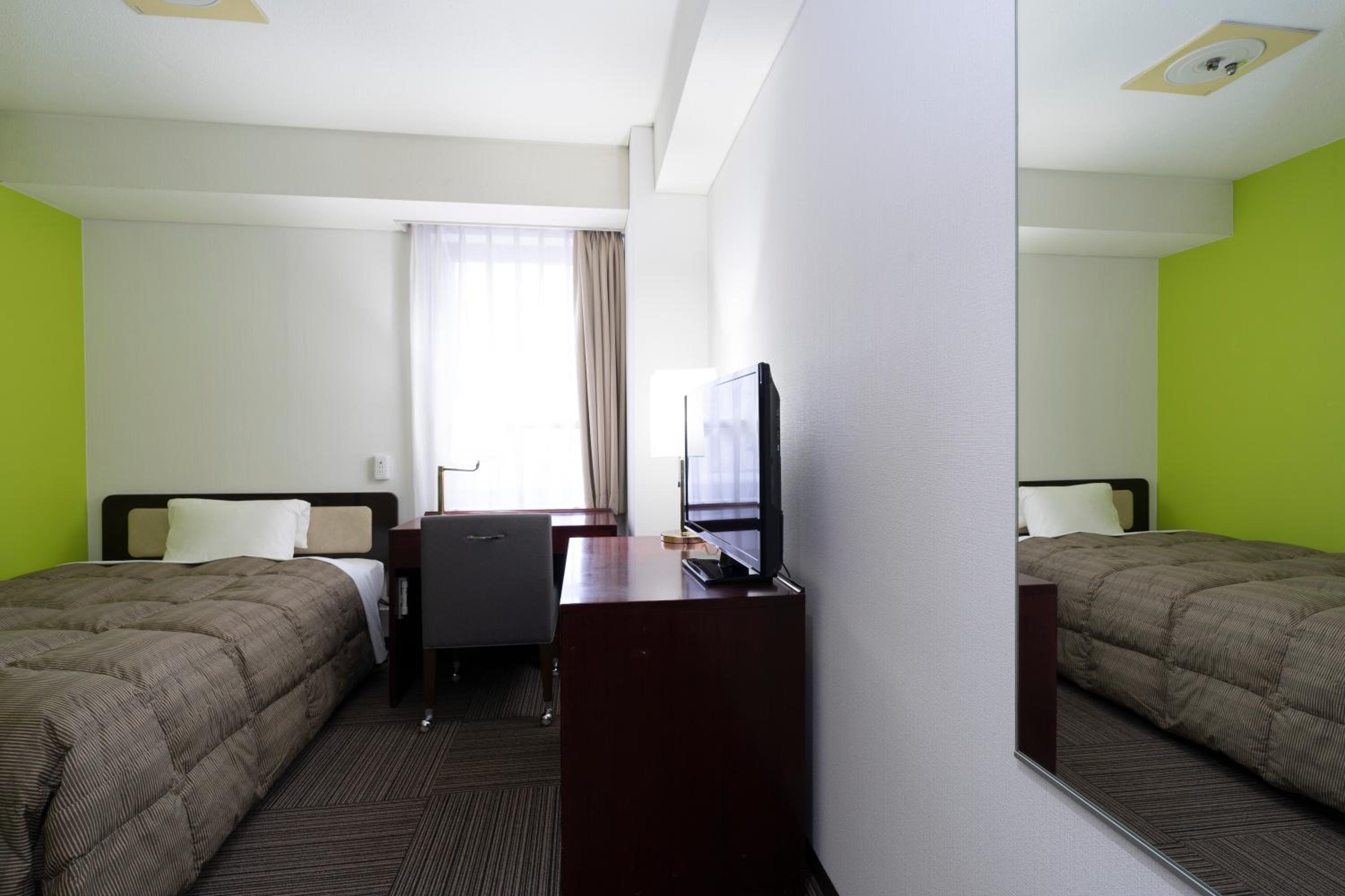 Single Room - Non-Smoking - Photo 3