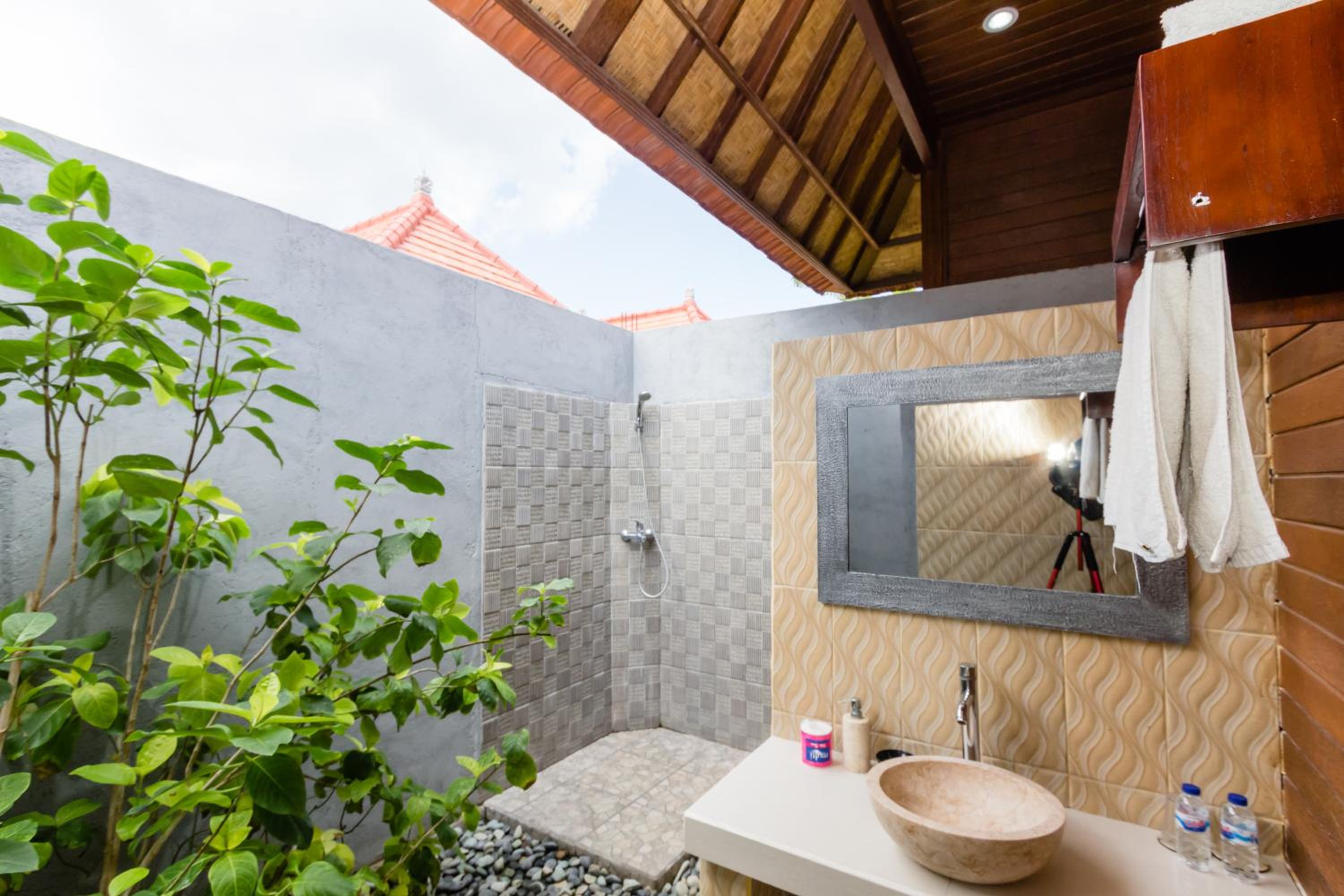 Deluxe Cottages with Garden View photo 3