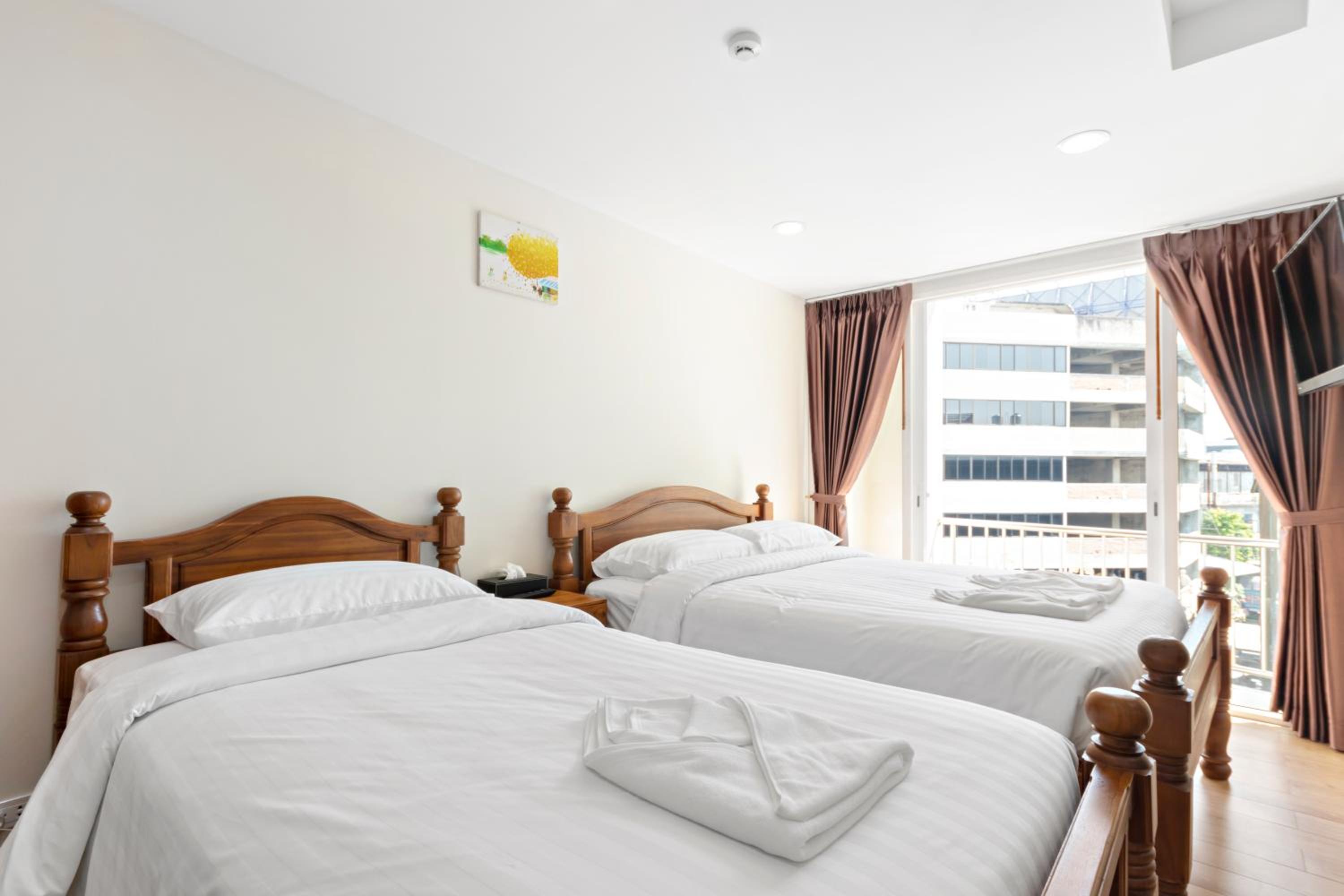 Triple Room with Private External Bathroom photo 3