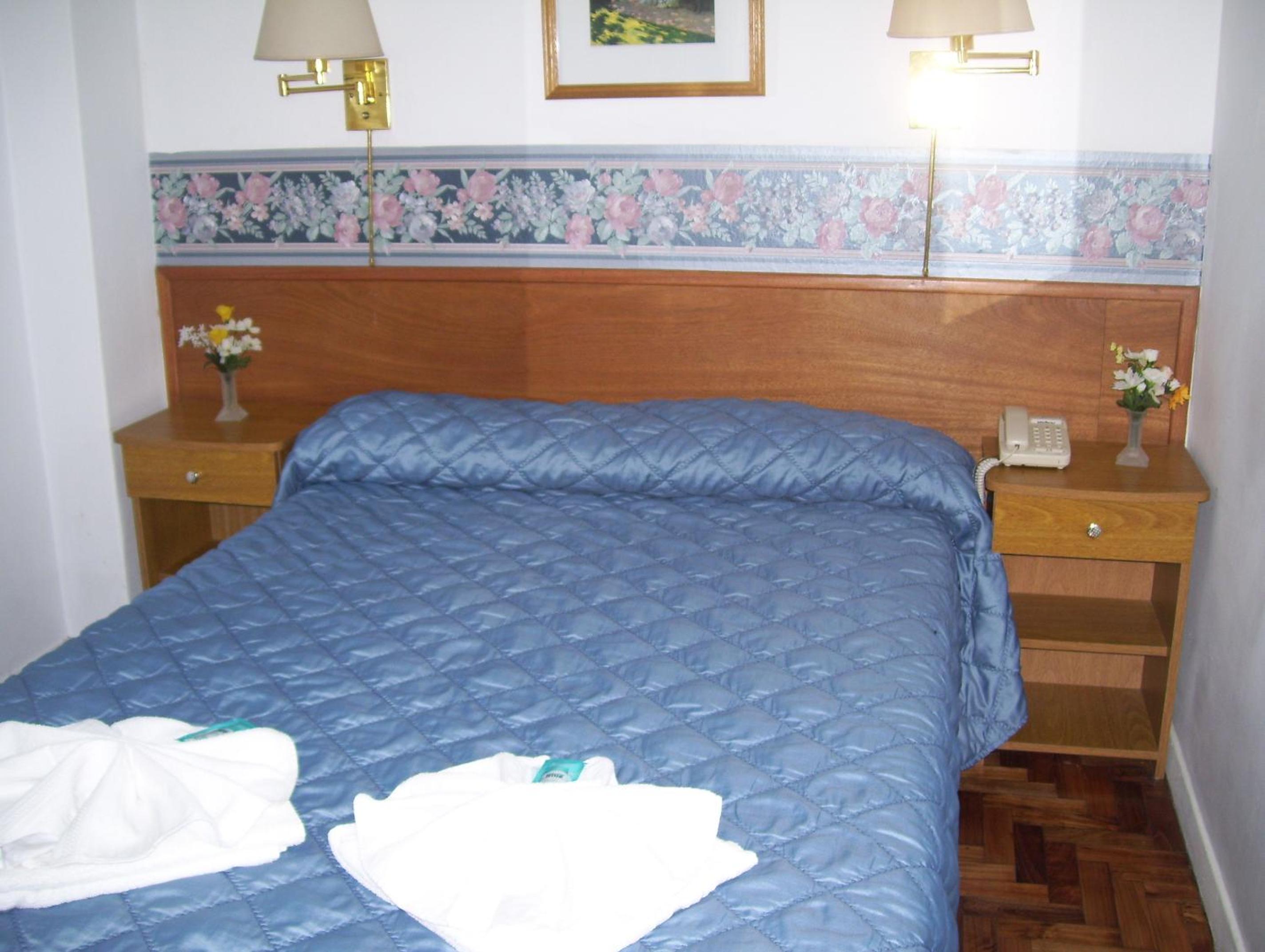 Two Connecting Double Rooms