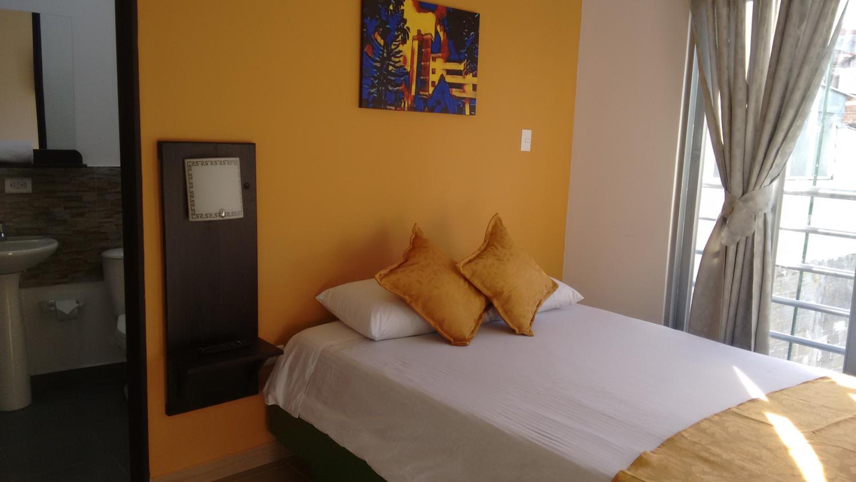 Large Double Room photo 2