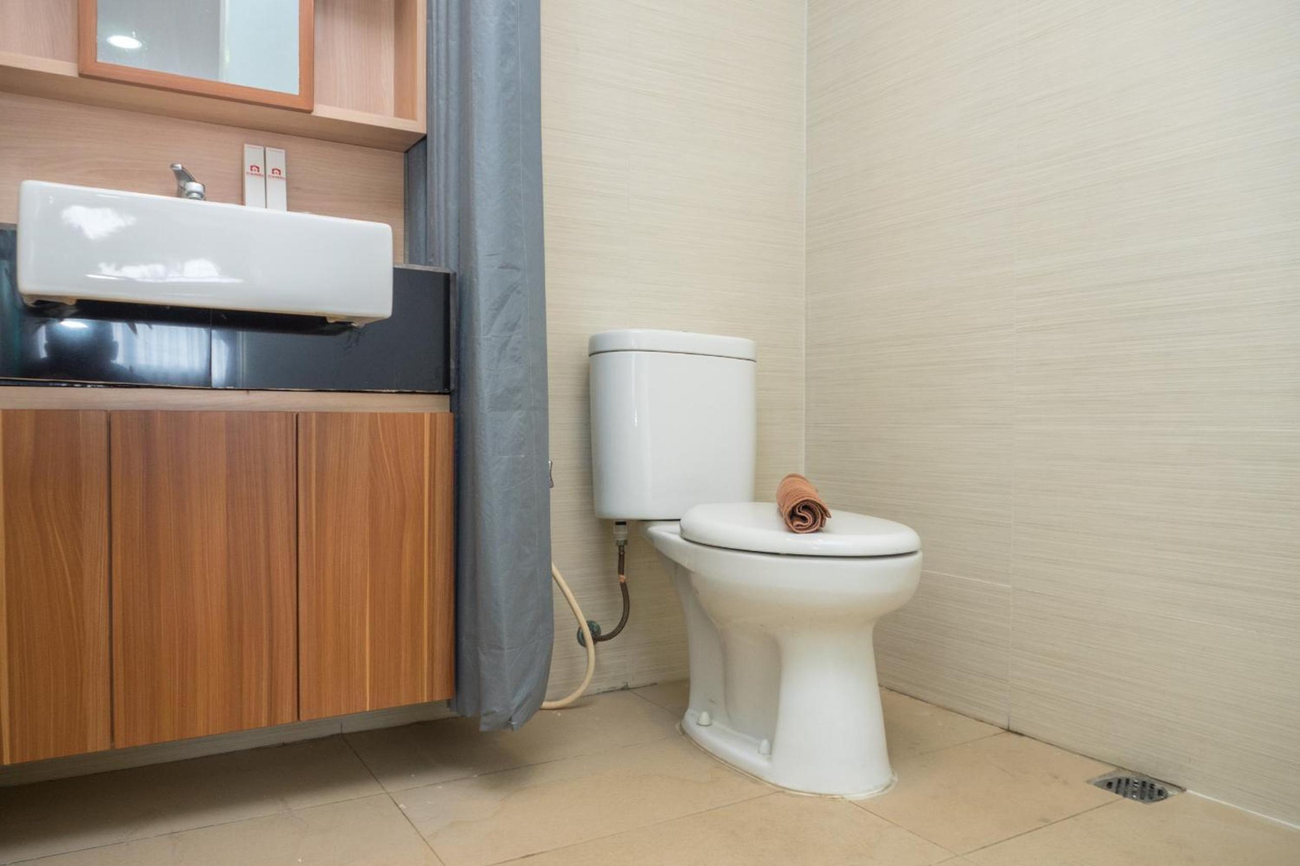 Three-Bedroom Apartment - Photo 13