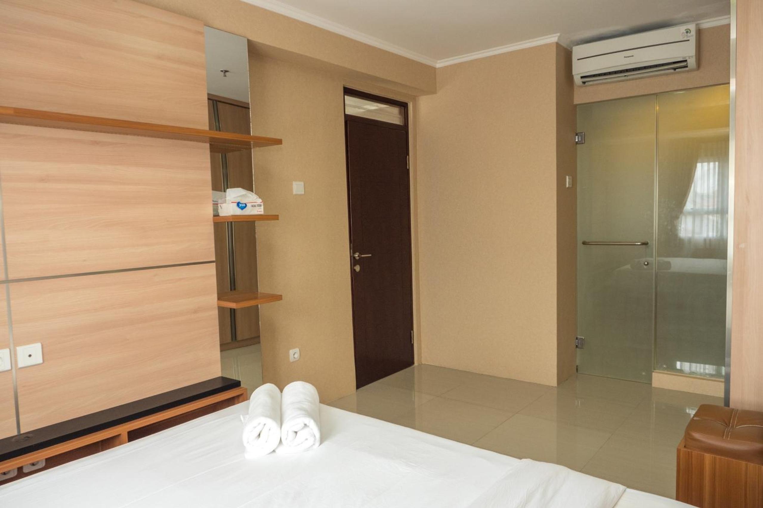 Three-Bedroom Apartment - Photo 6
