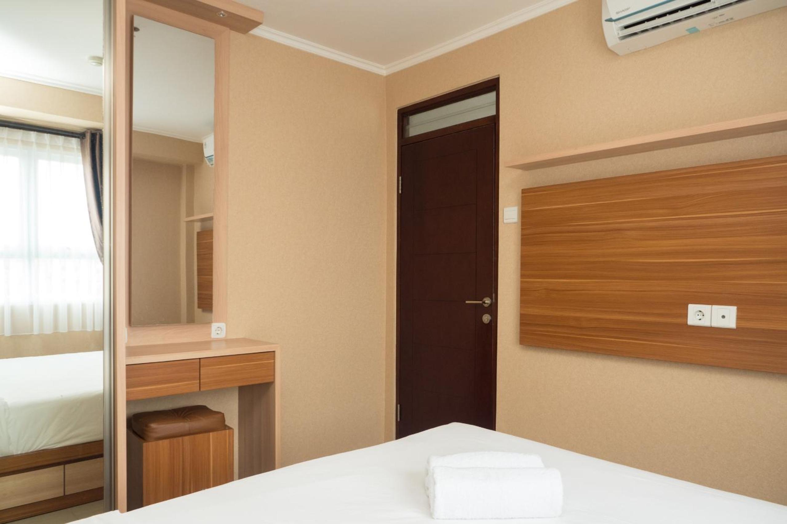 Three-Bedroom Apartment - Photo 3