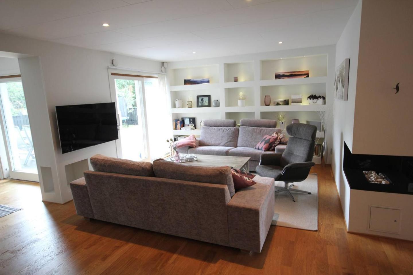 Villa with Private Pool photo 3