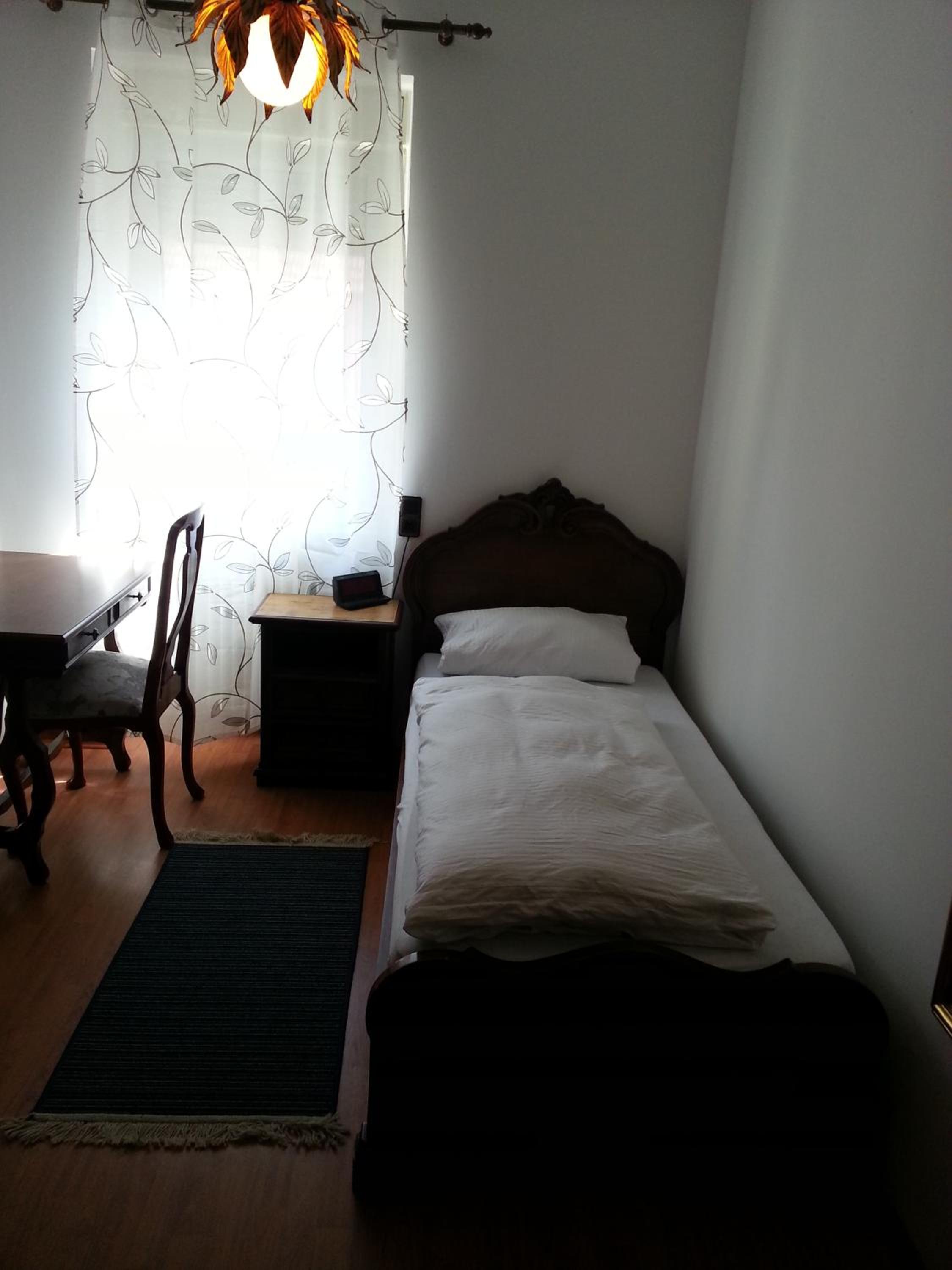 Single Room photo 1