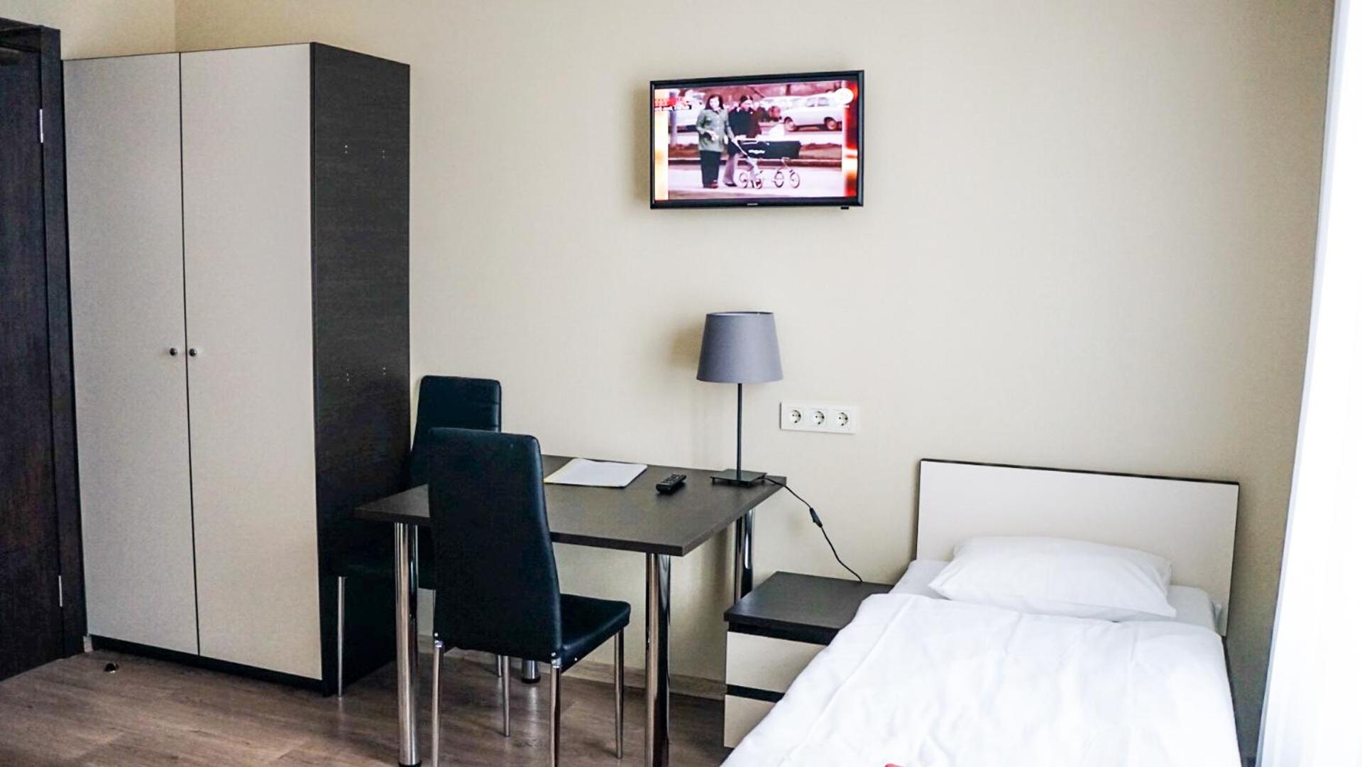 Triple Room With One King Size and One Single Bed photo 3