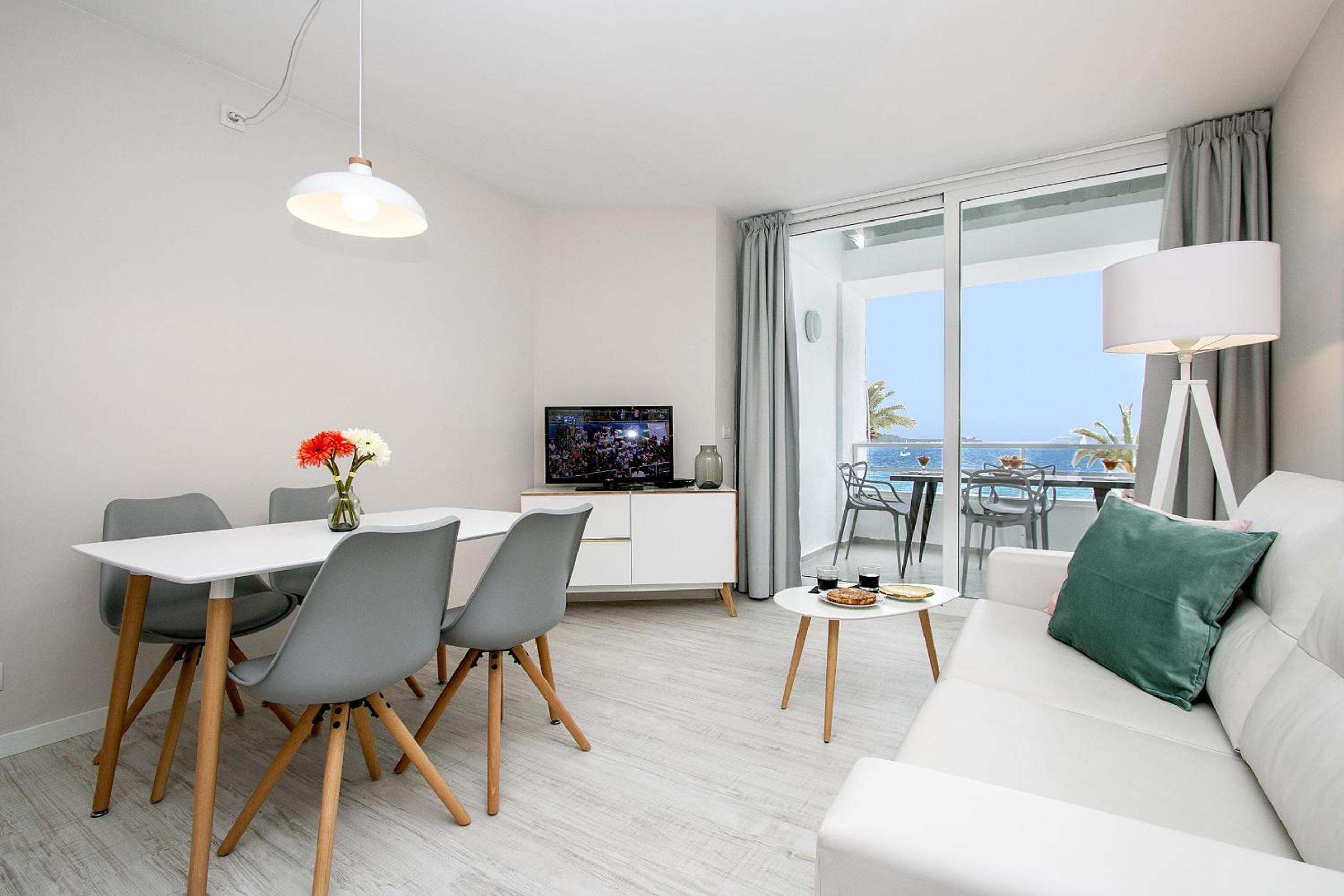 Apartment with Sea View photo 3
