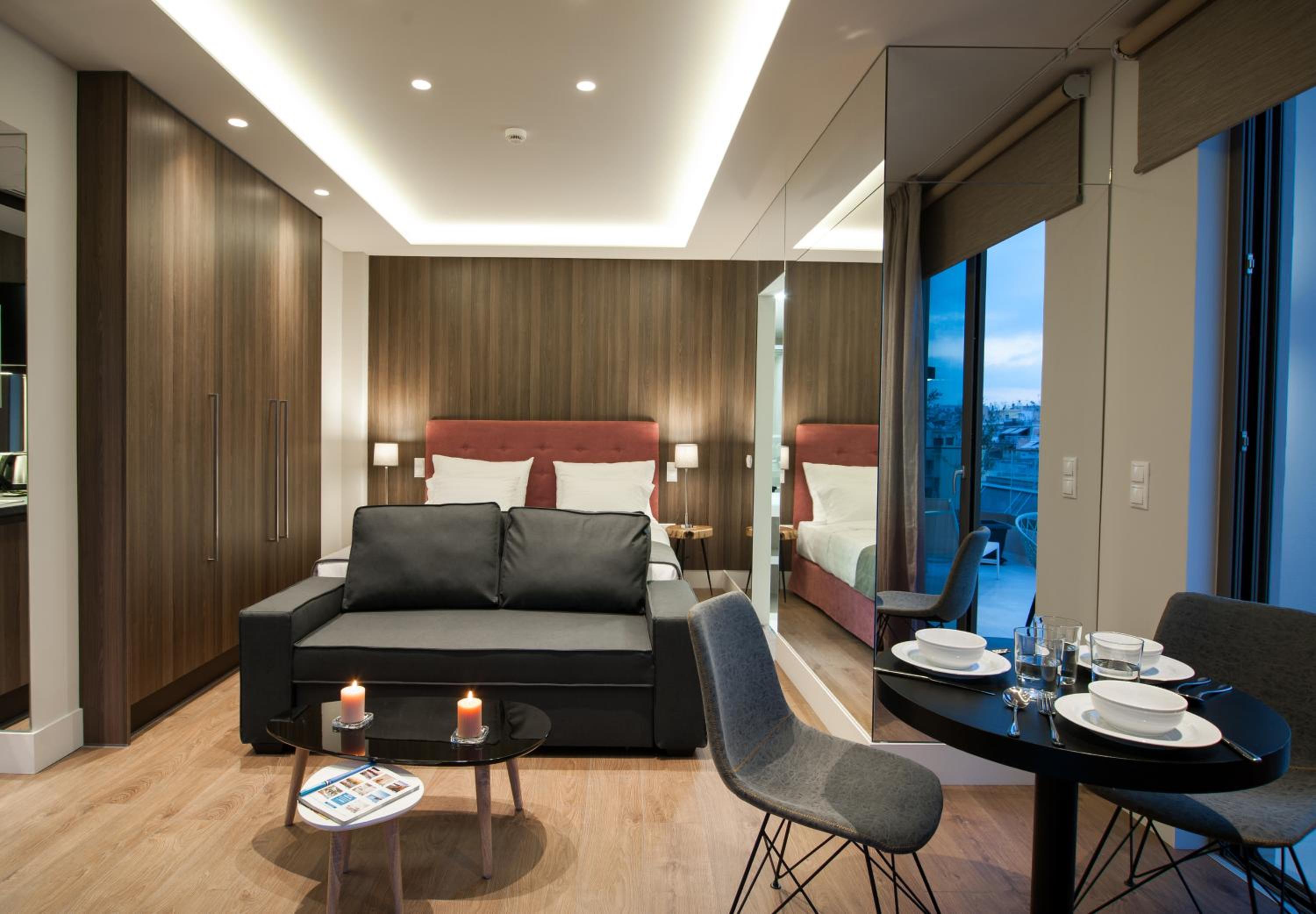 Executive Suite photo 2