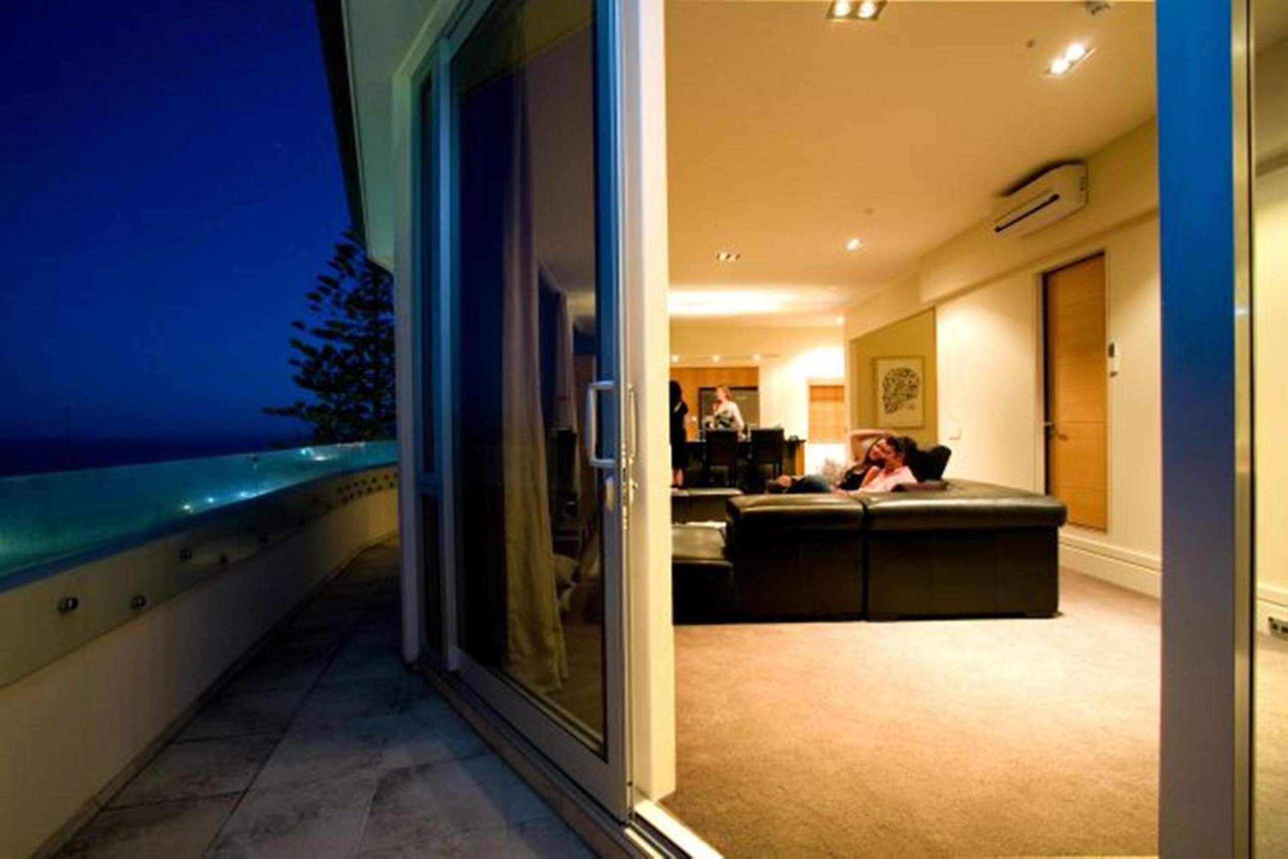 Two-Bedroom Penthouse with Sea View  - Photo 7