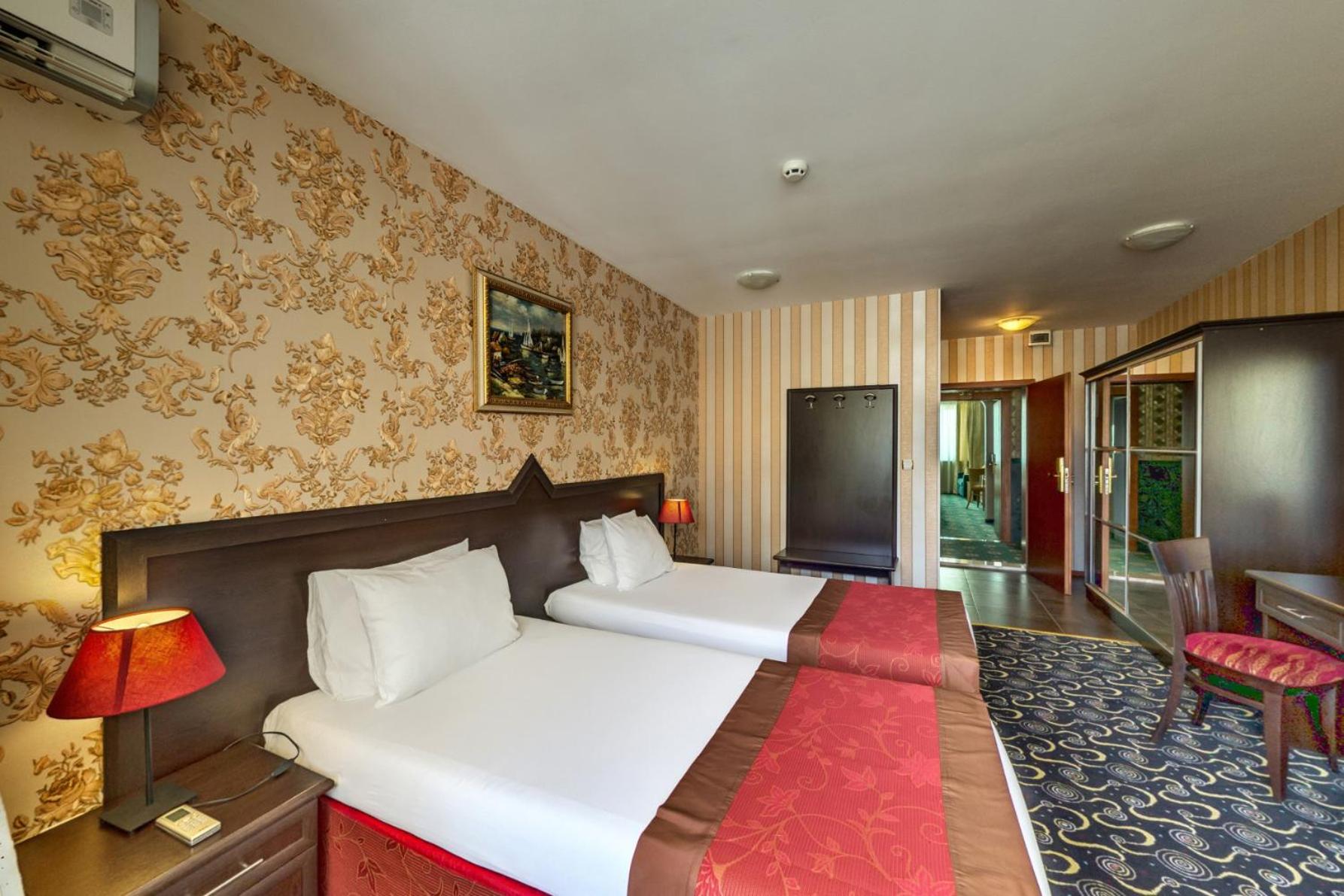 Deluxe Twin Room - Photo 4
