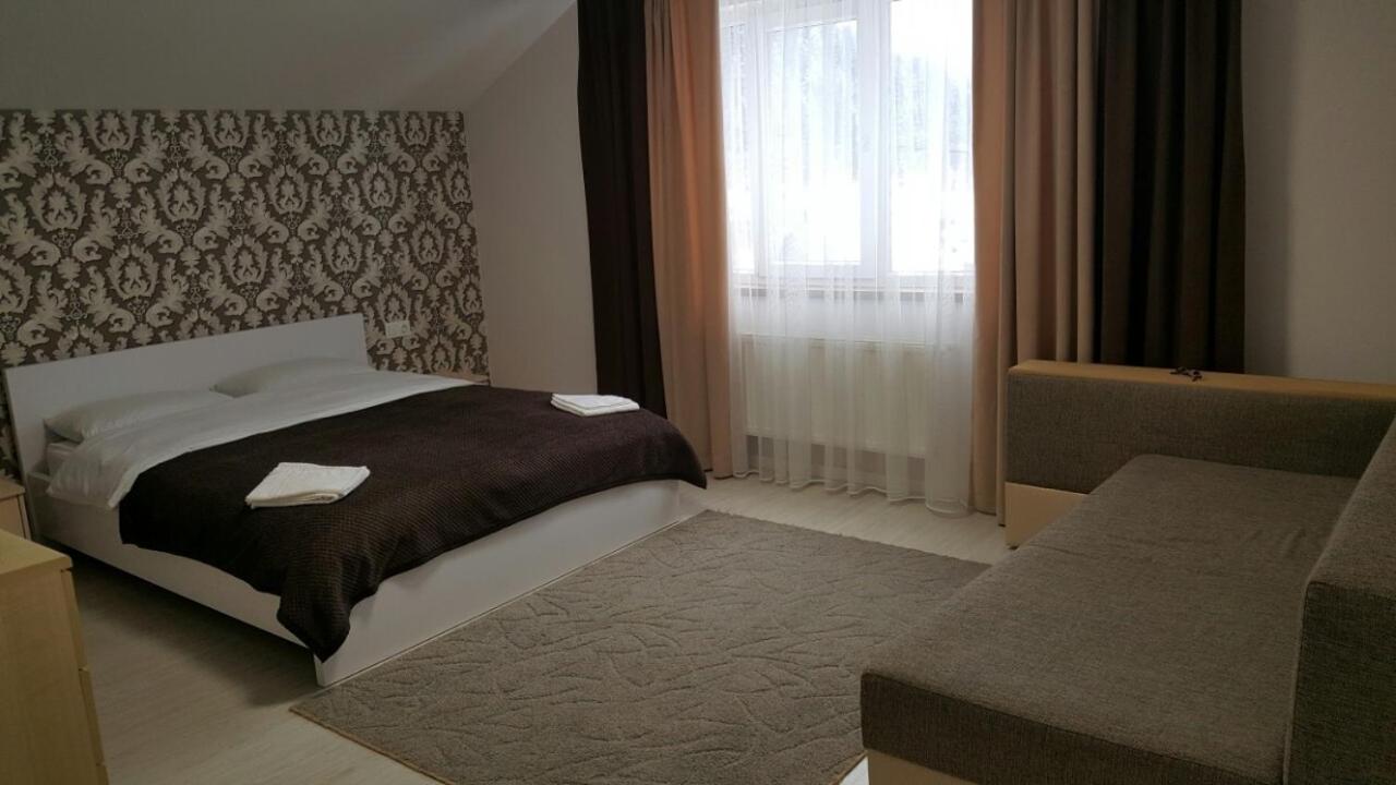 Quadruple Room With Shared Bathroom photo 3