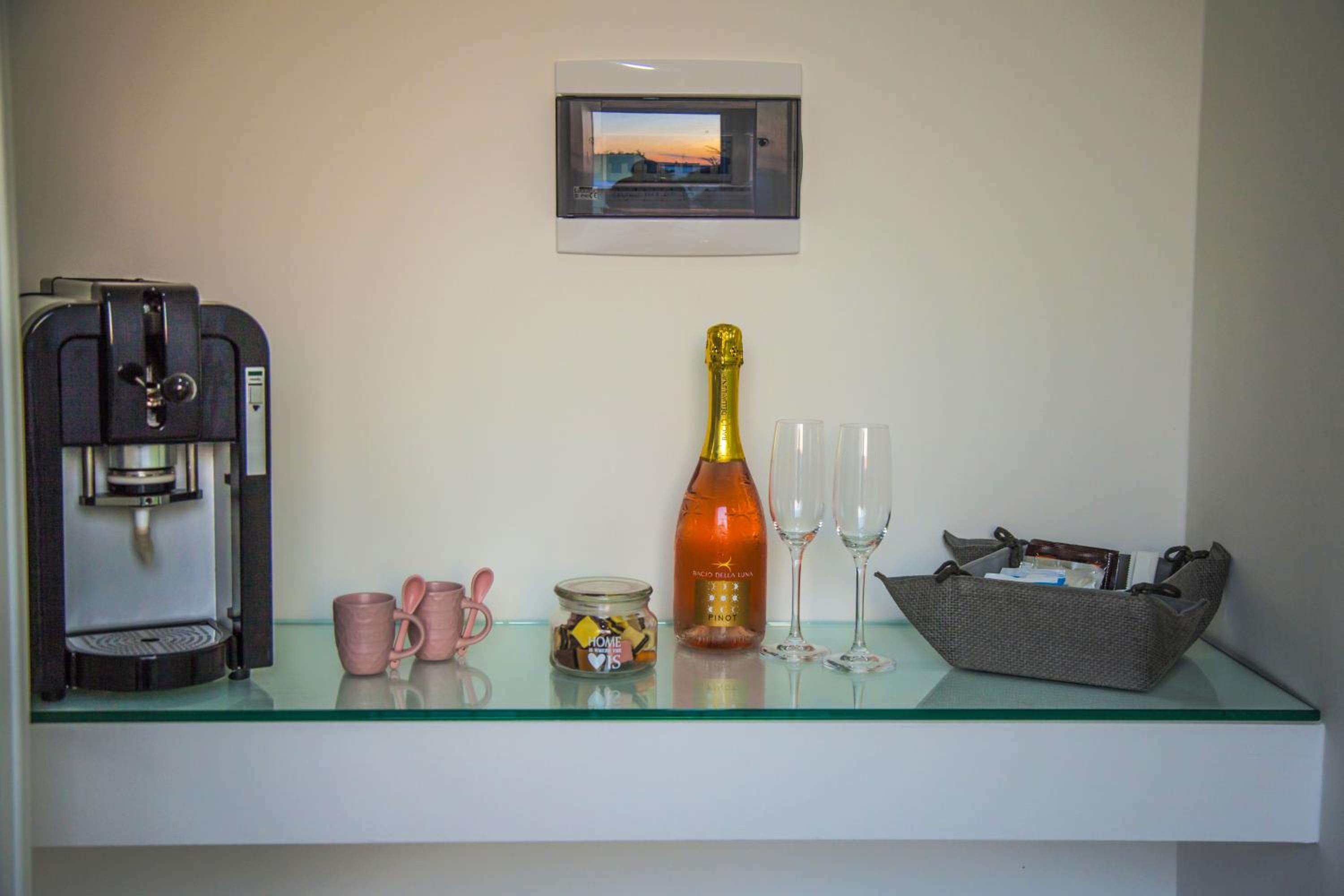 Deluxe King Room photo 2