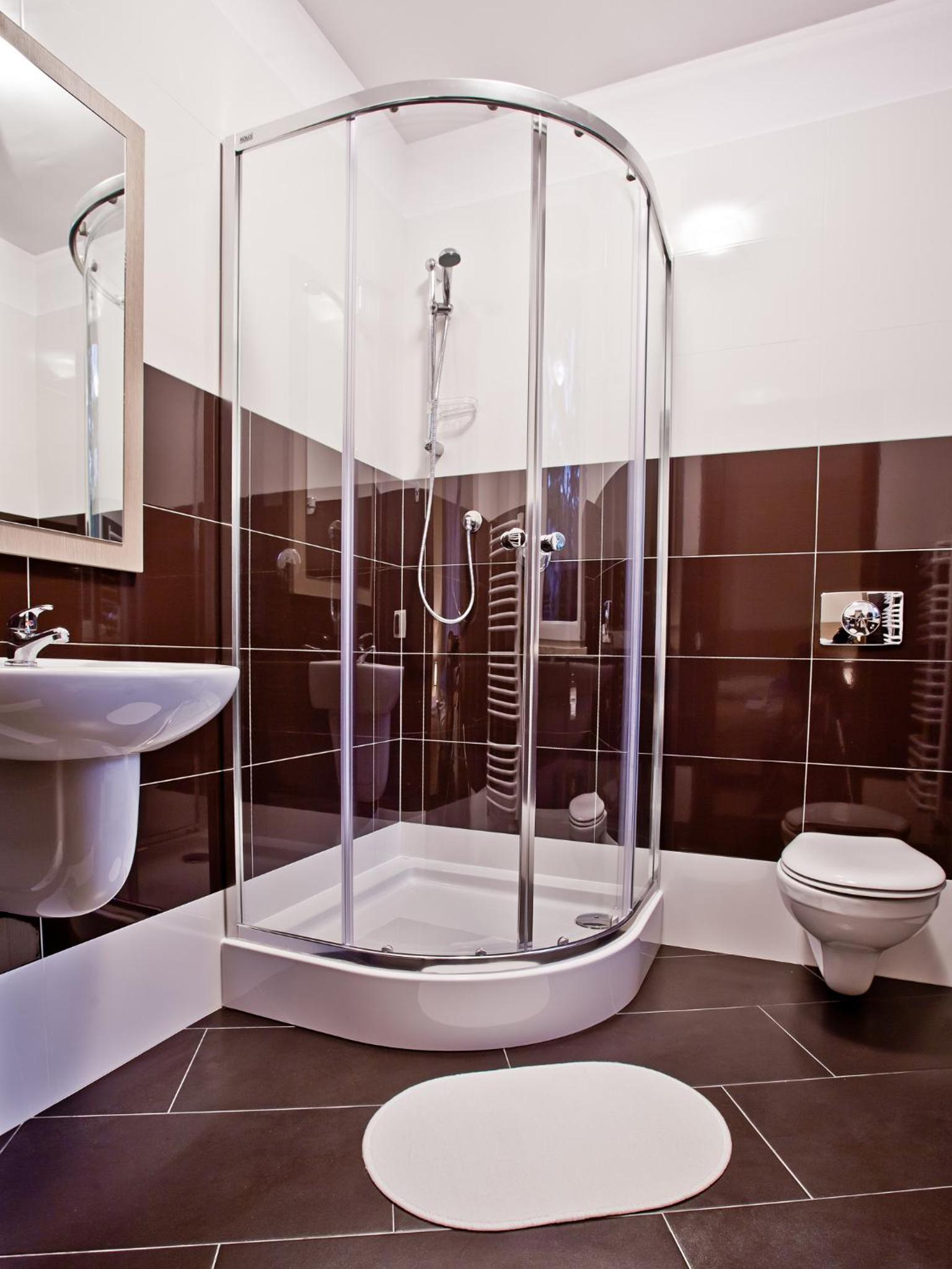 Basic Triple Room photo 2
