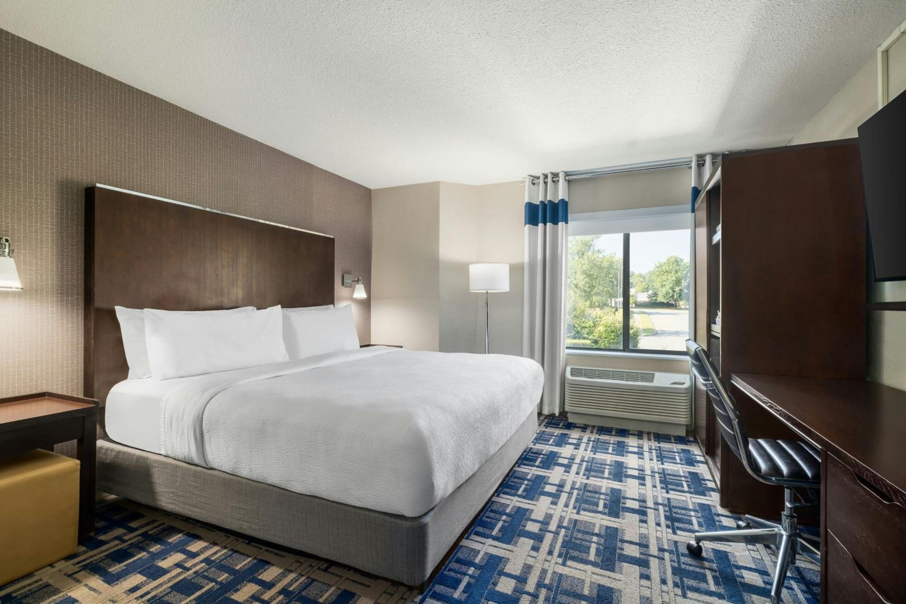 King Room - Hearing Accessible