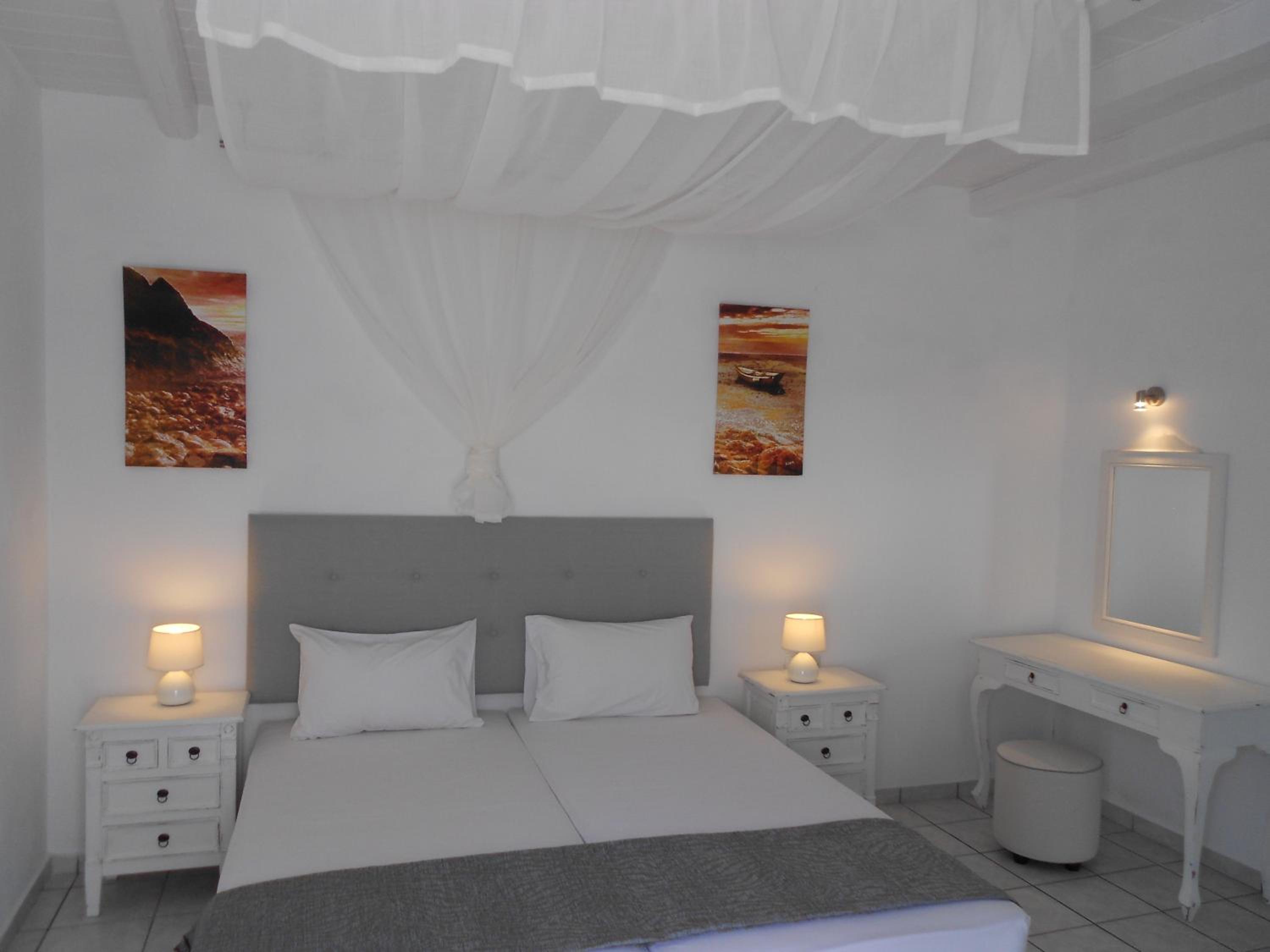 Classic Double or Twin Room - Photo 5