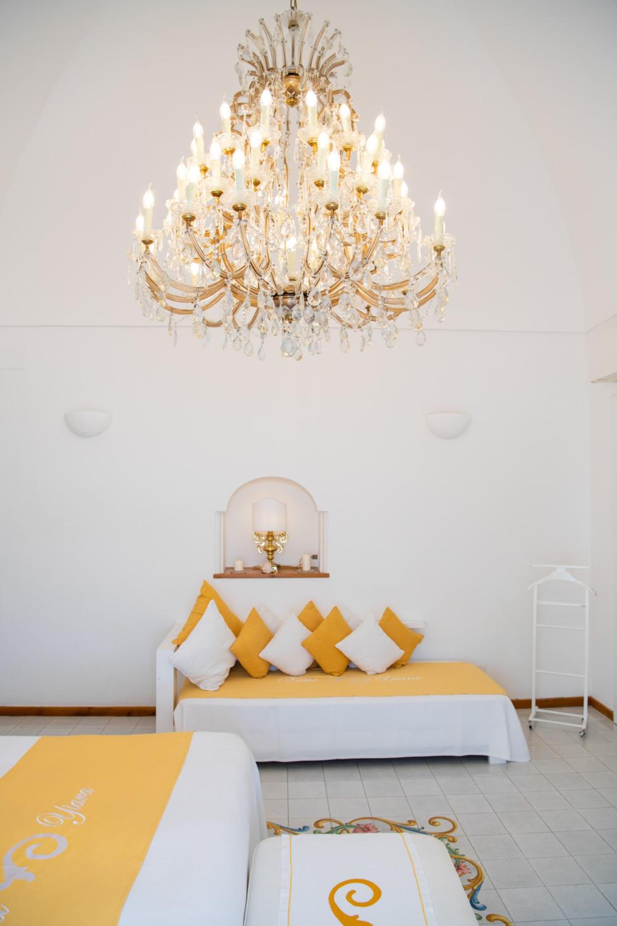 Deluxe Double Room with Sea View - Photo 3