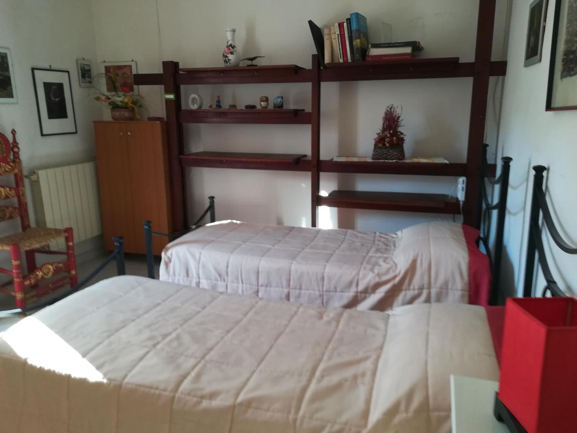 Twin Room with Shared Toilet