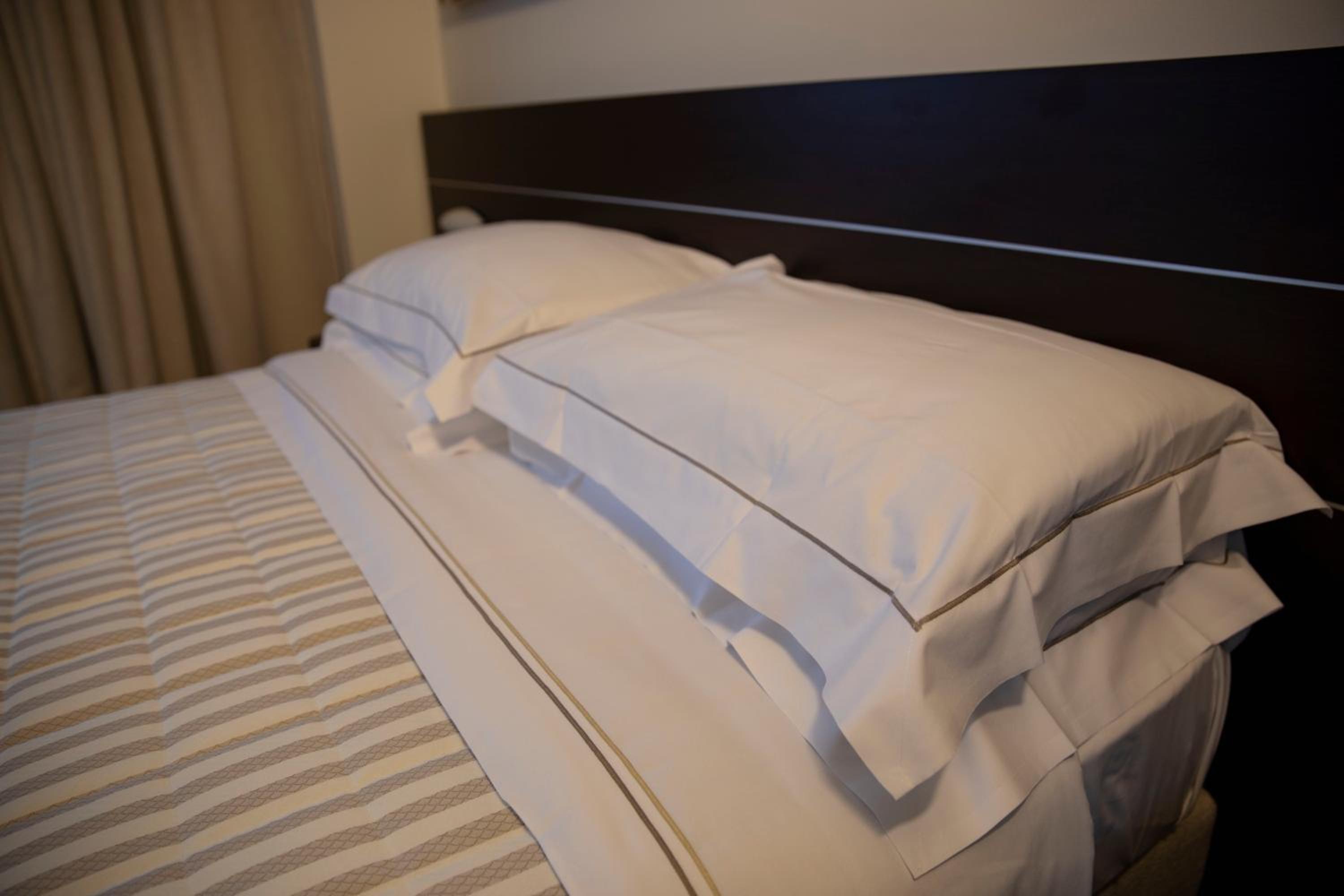 Suite With Spa Access - Photo 11