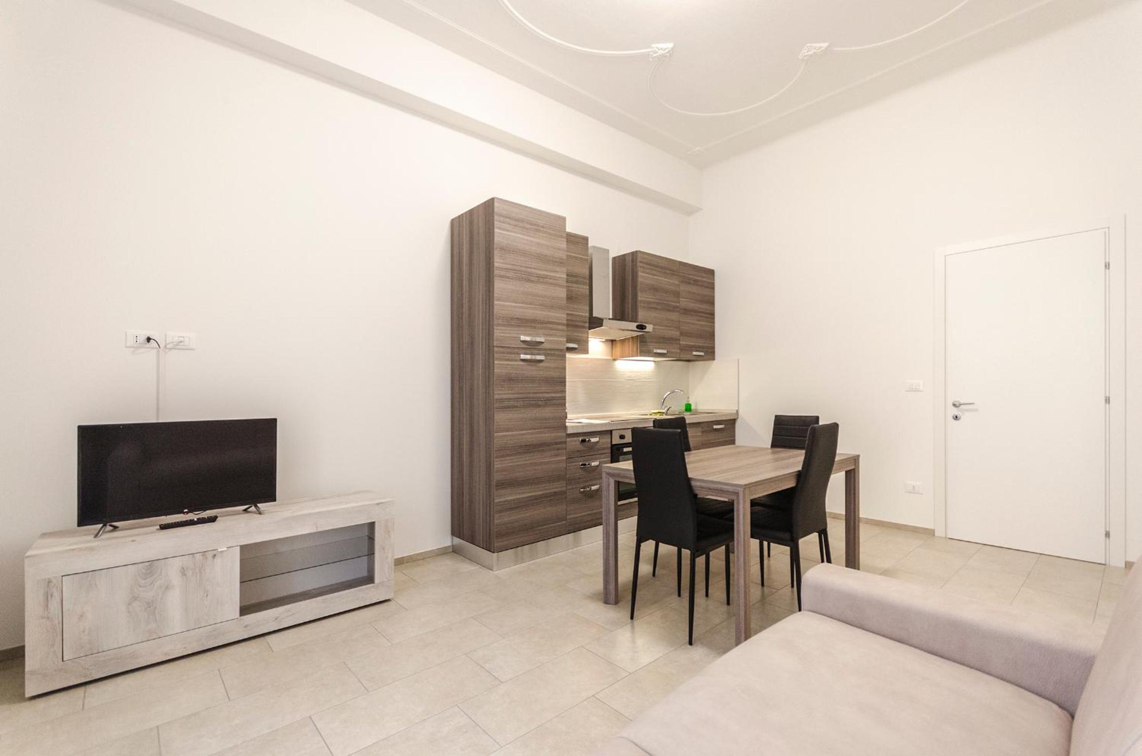 One-Bedroom Apartment
