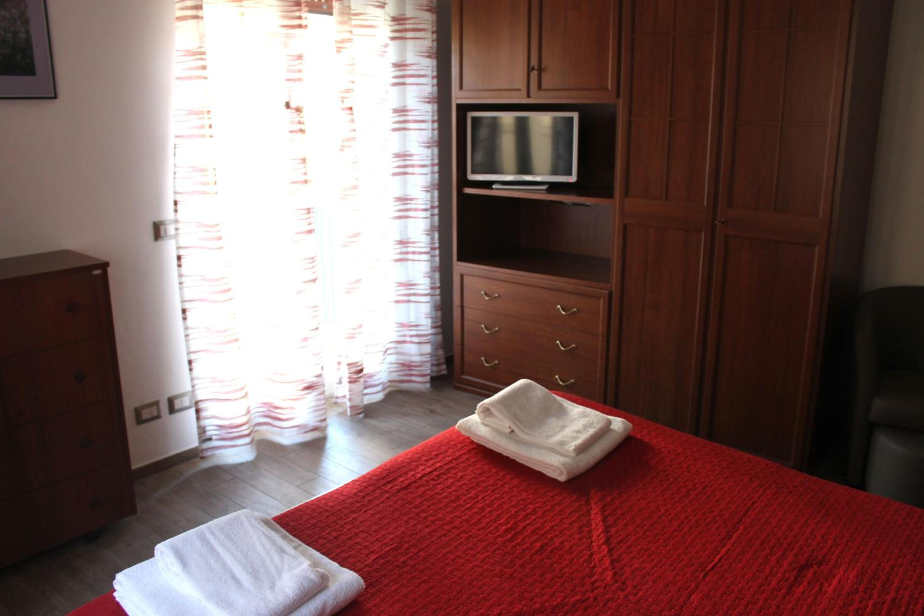 Apartment with Balcony photo 1