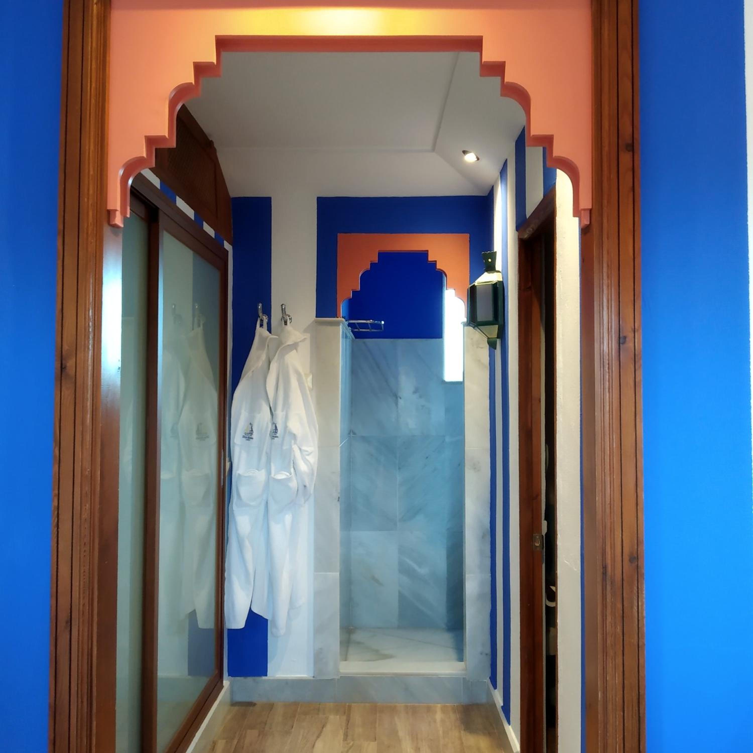 Junior Suite with Terrace - Photo 4