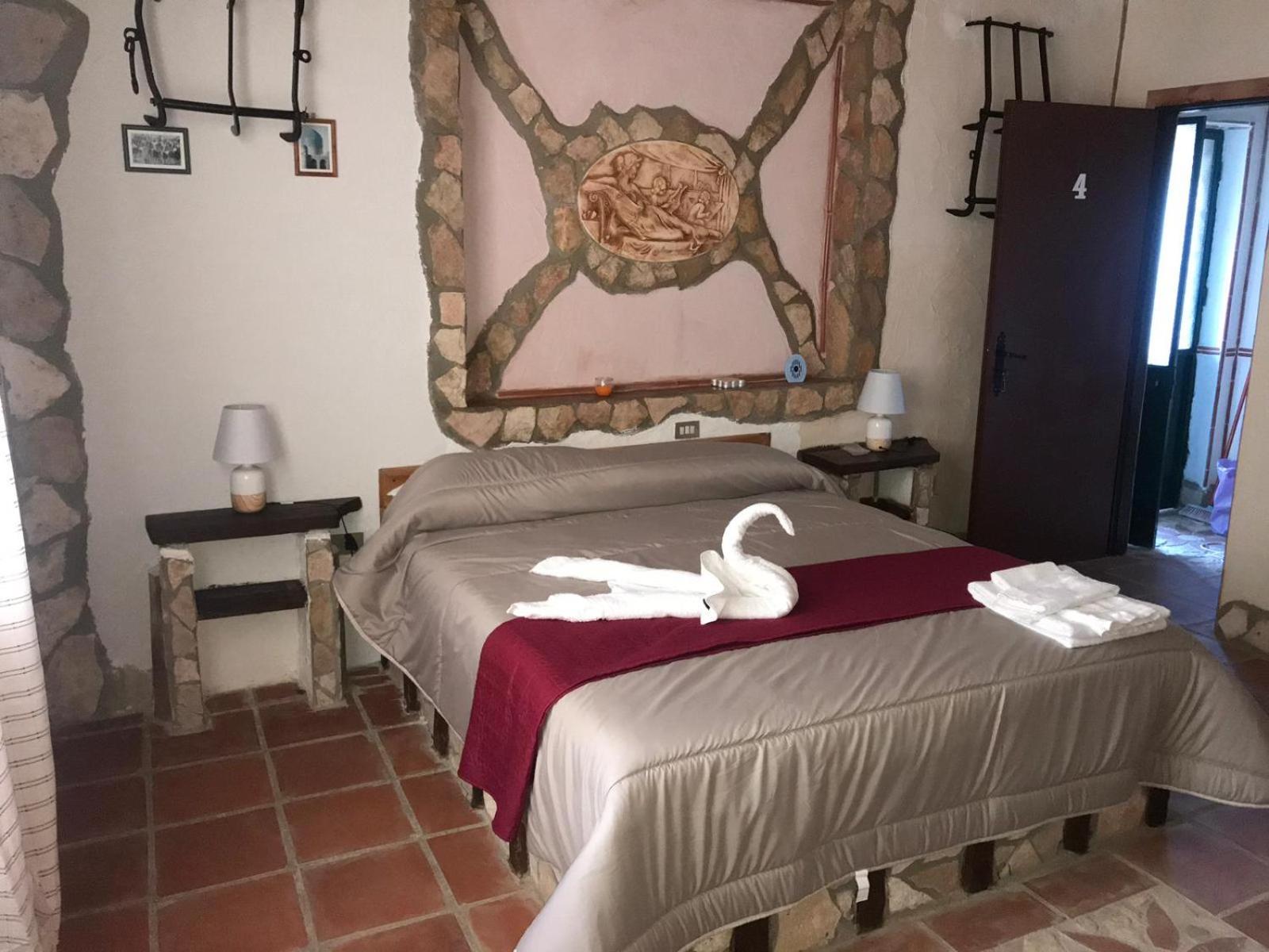 Triple Room with Private Bathroom photo 2