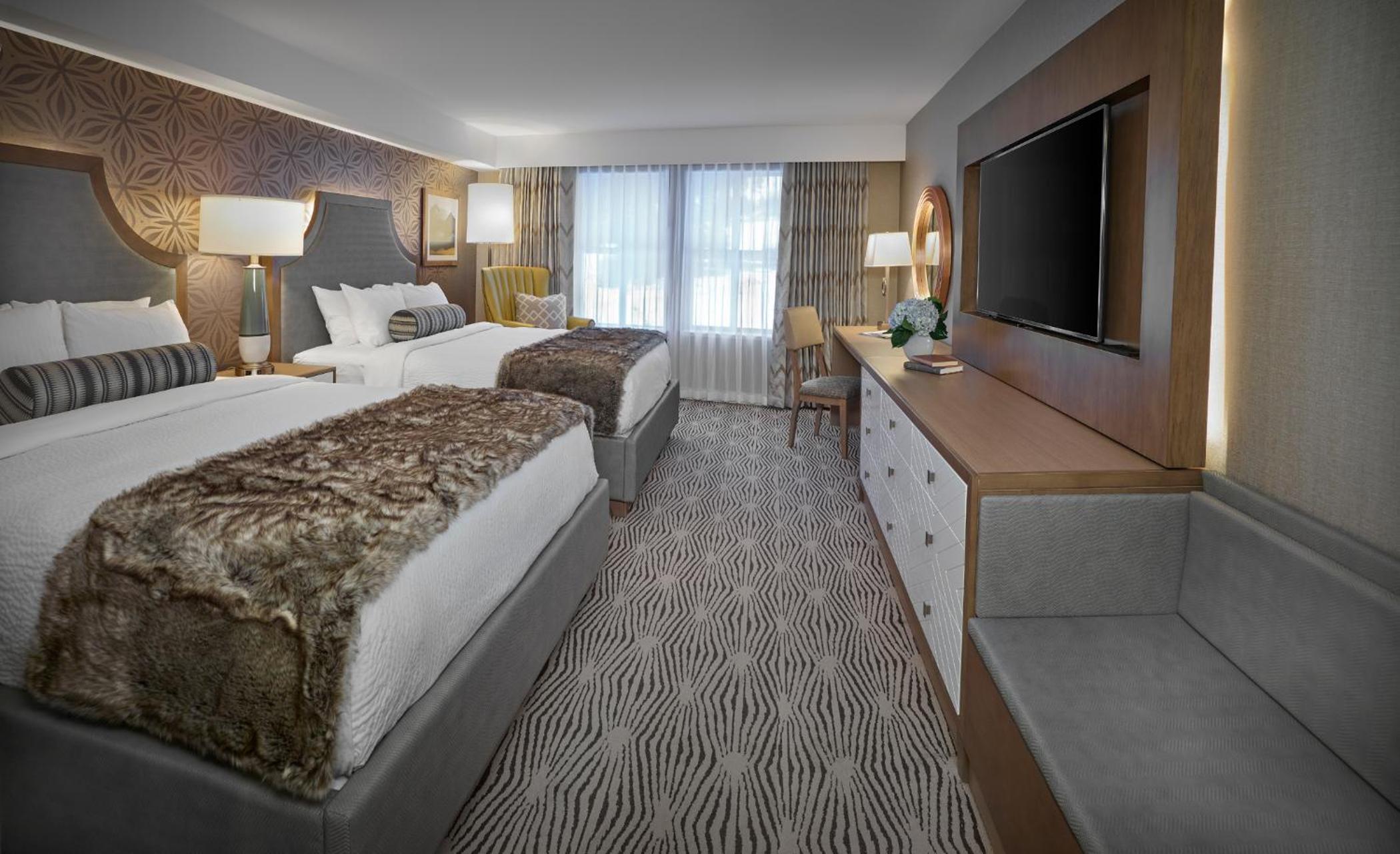 Deluxe Room with Two Queen Beds - Photo 1