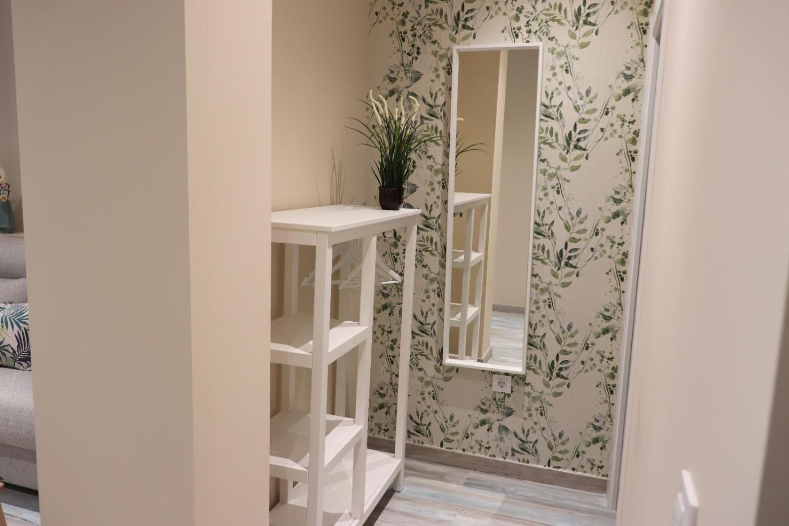 One-Bedroom Apartment - Photo 14