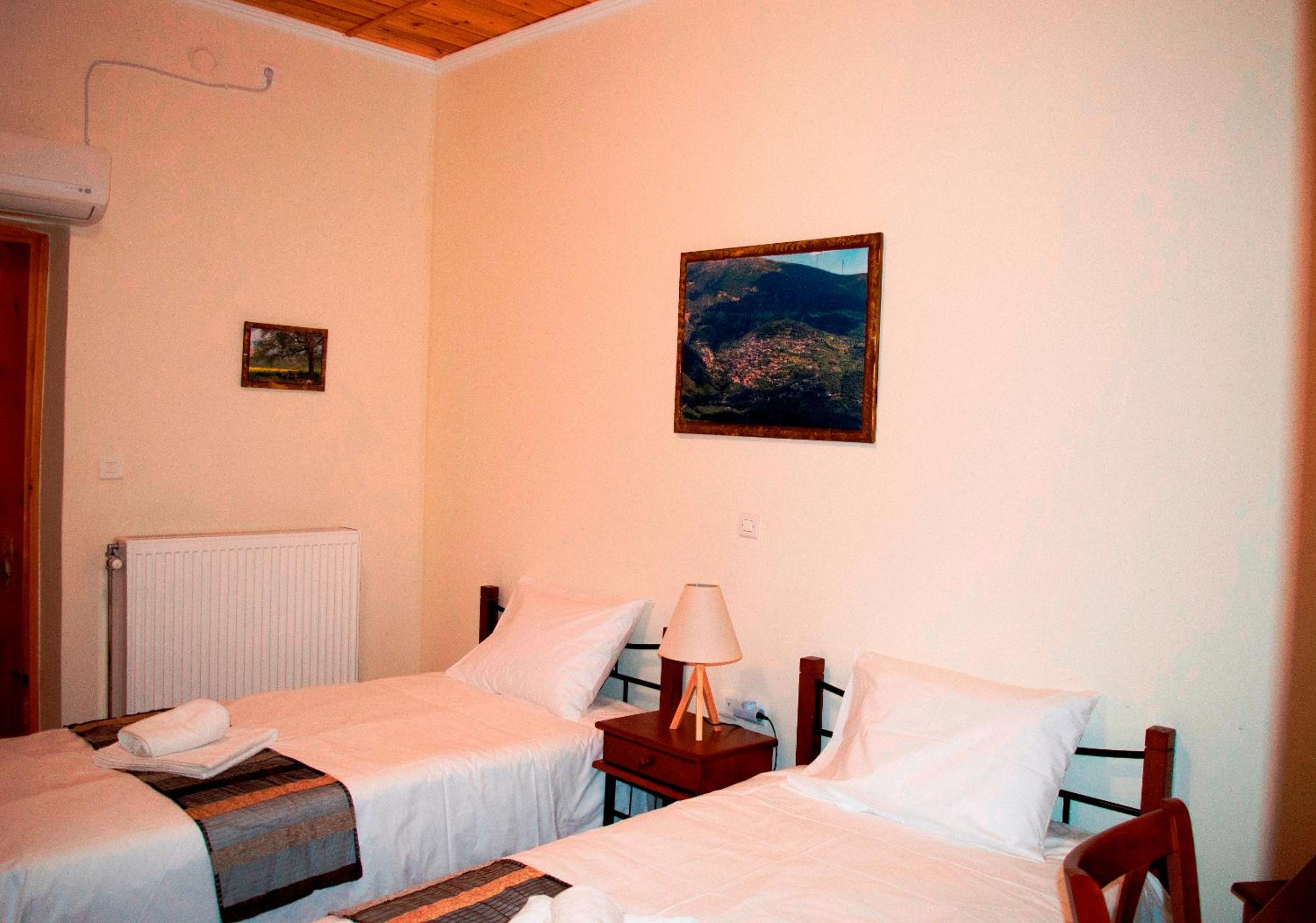 Twin Room with View - Photo 1