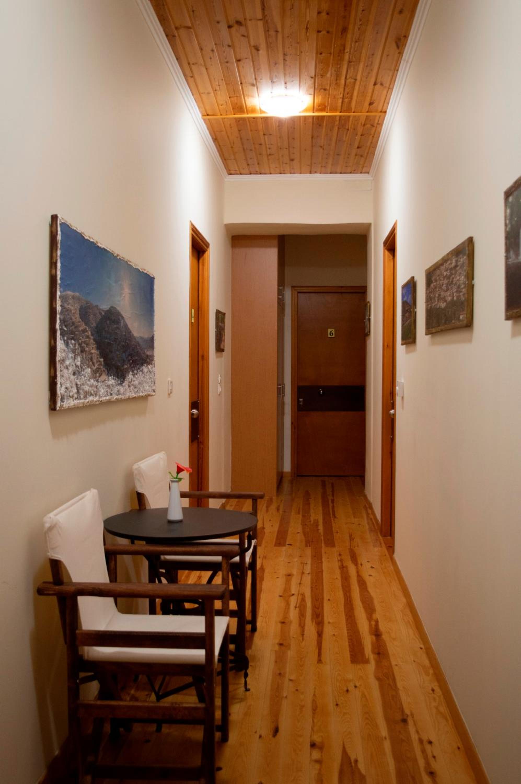Twin Room with Garden View - Photo 6