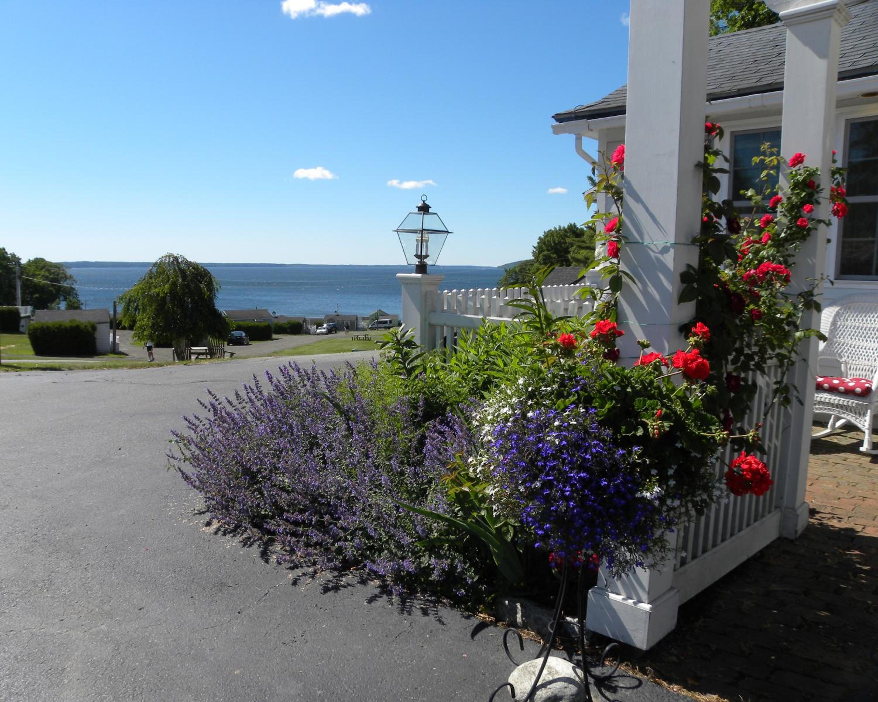 King Room and Sea View - Photo 4