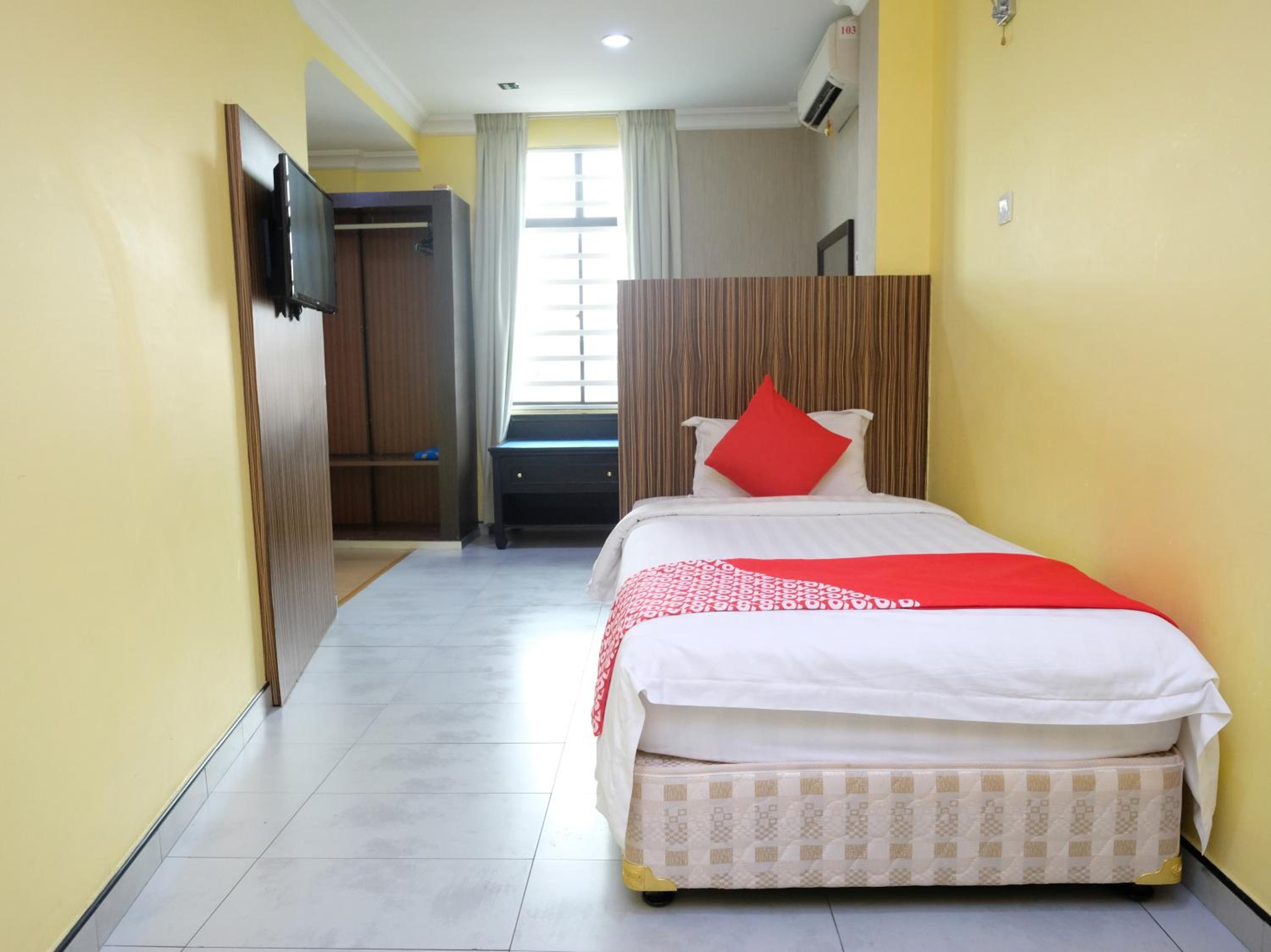 Deluxe Single Room