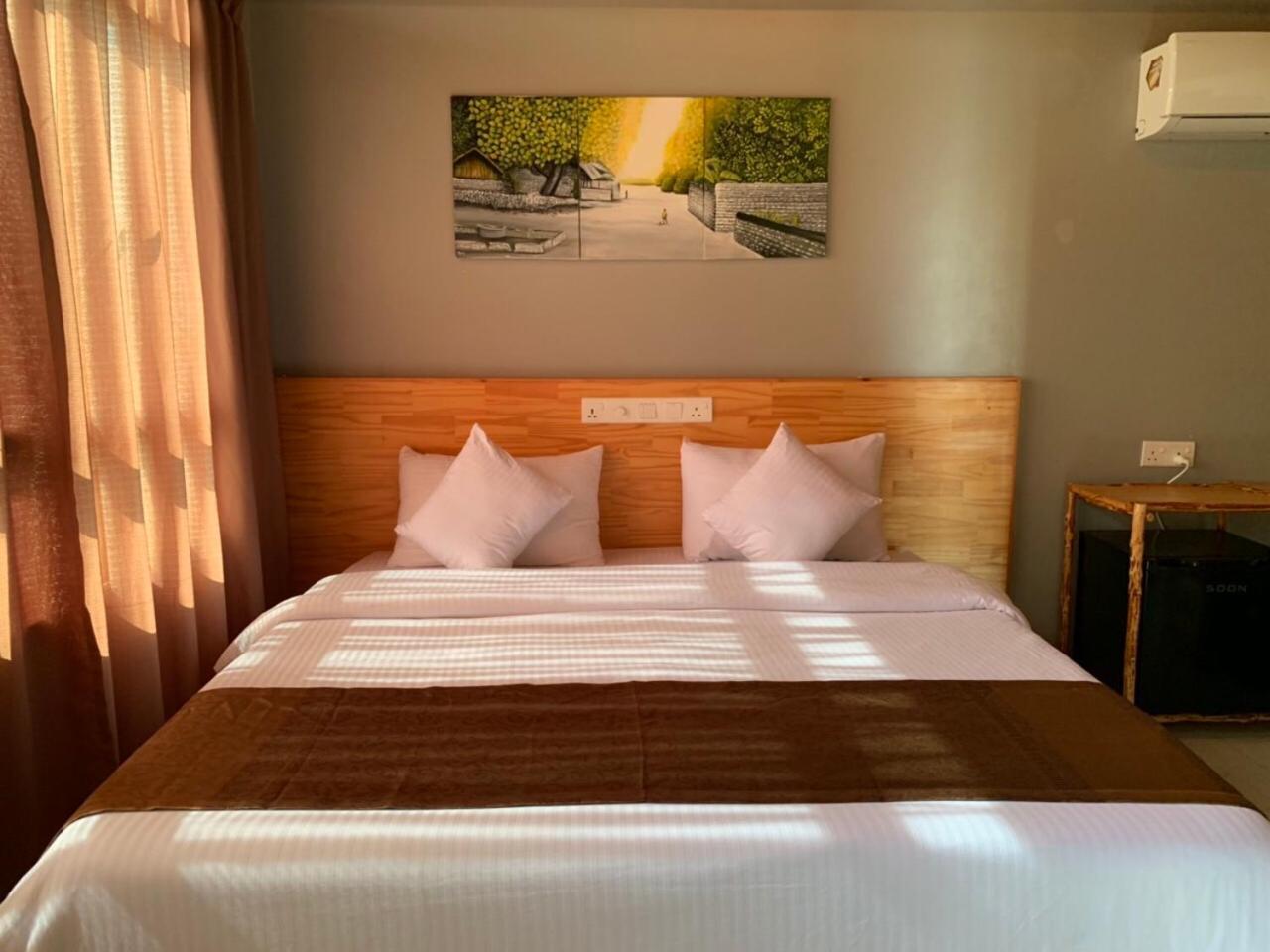 Double Room - Photo 5