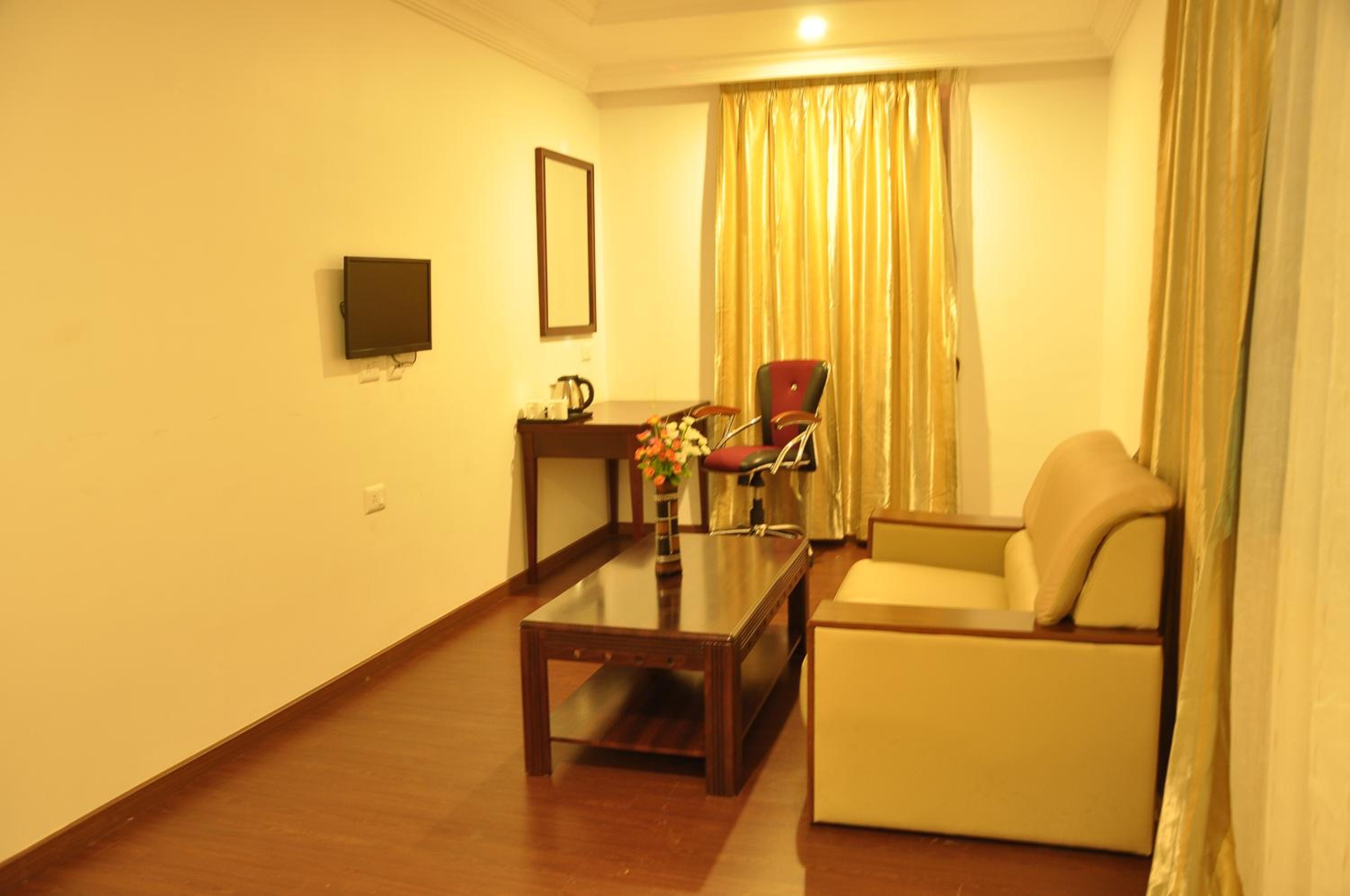 Suite With Mountain View photo 2