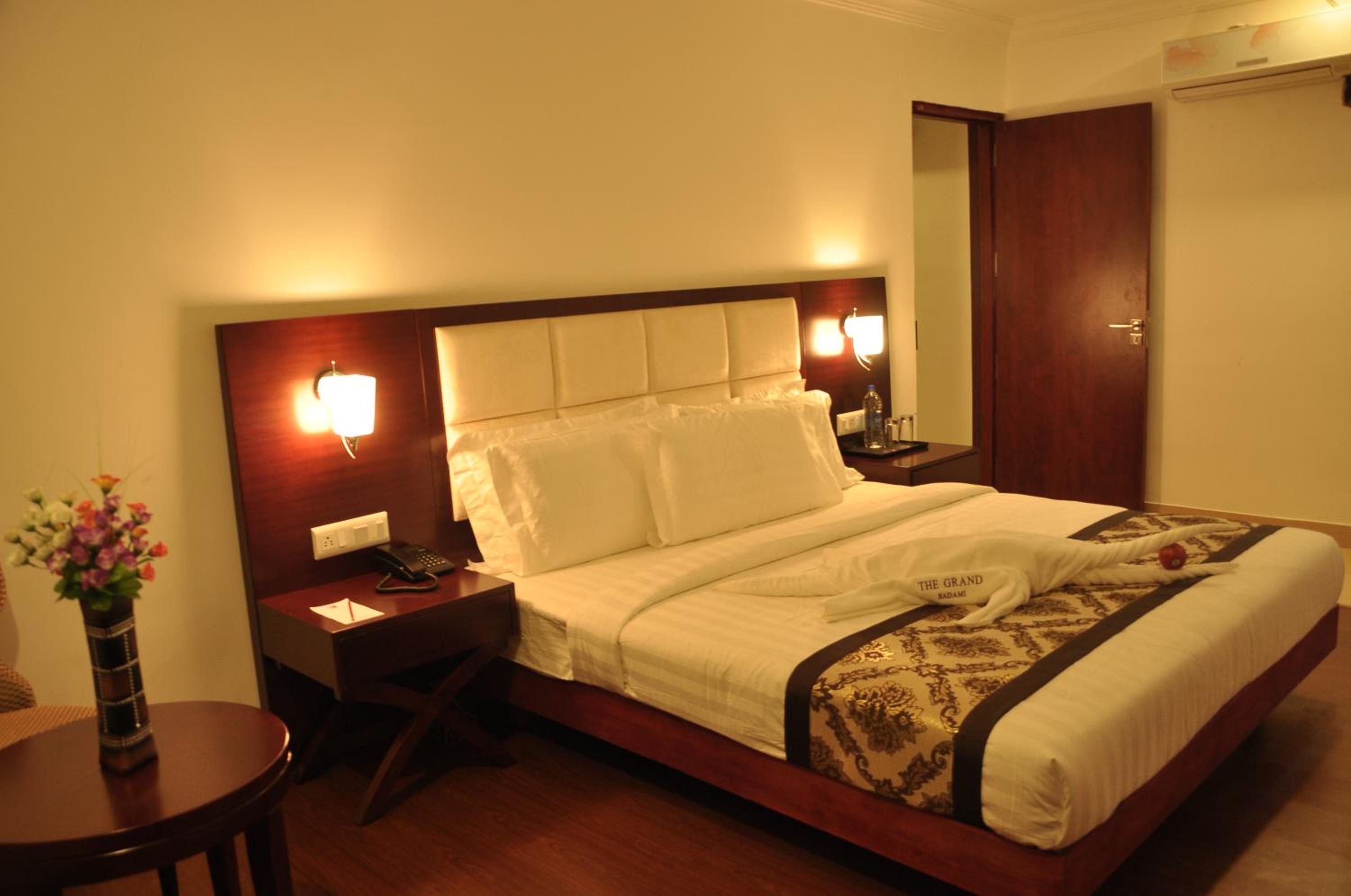 Suite With Mountain View photo 3