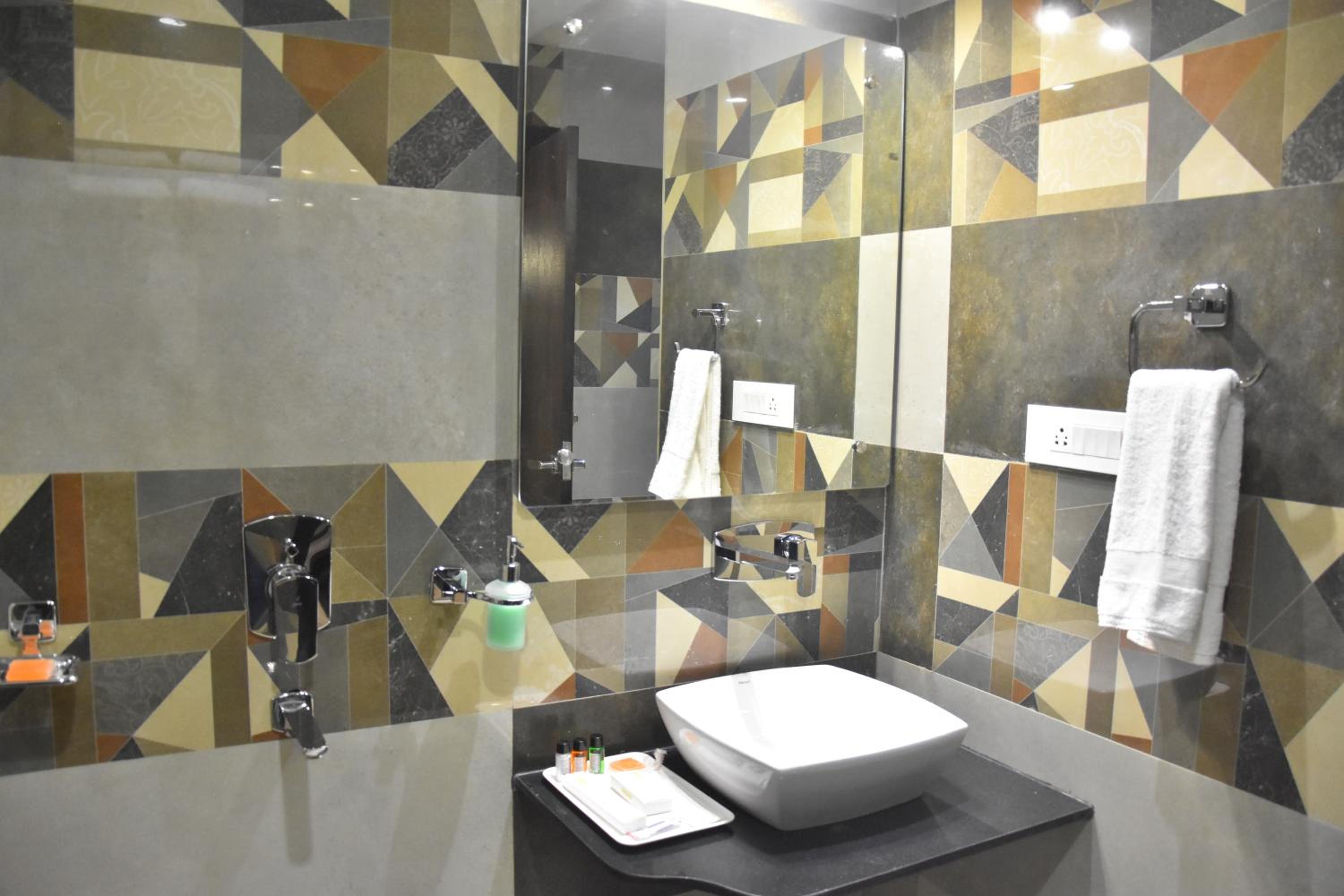 Twin Room - Photo 2