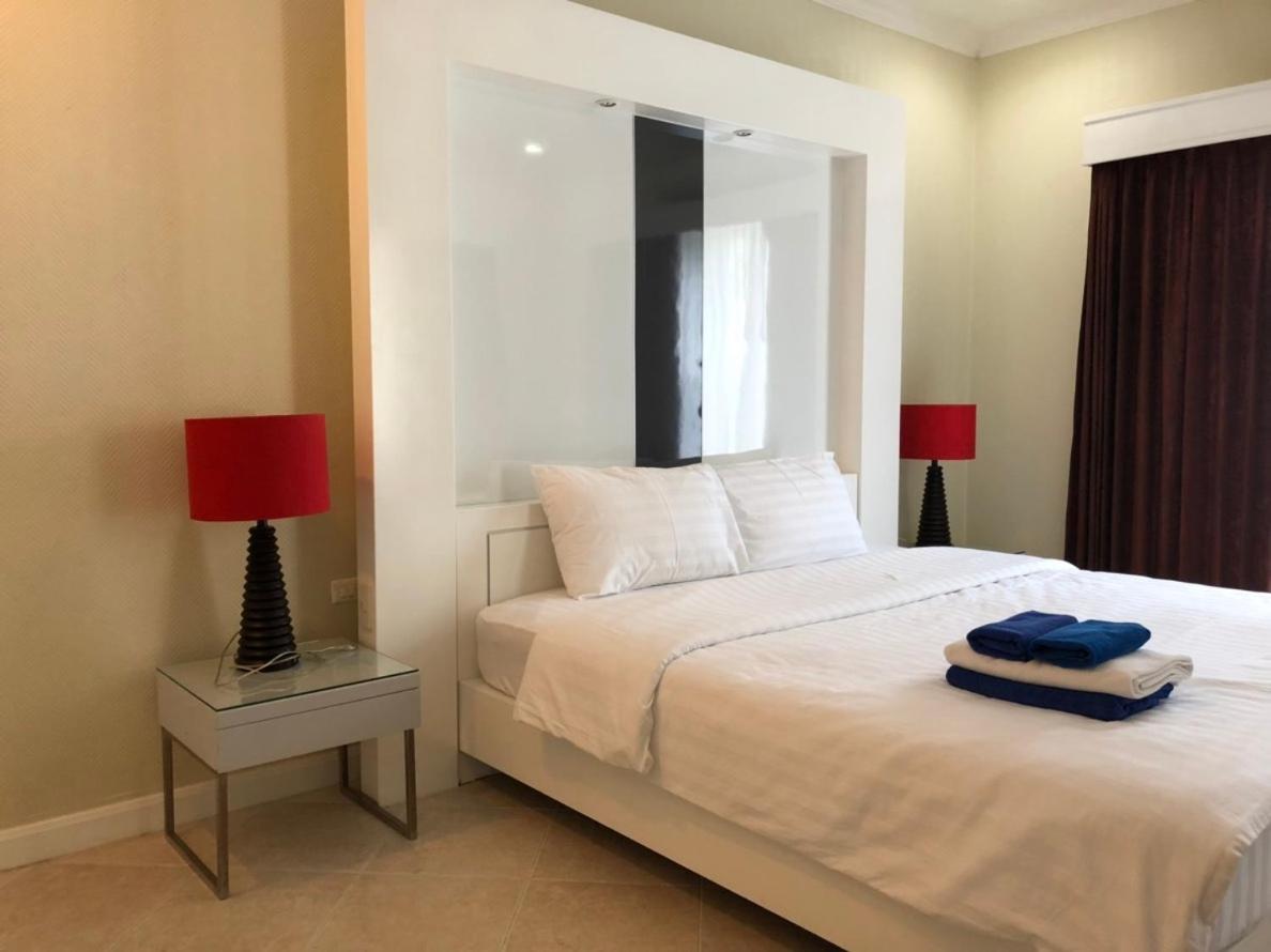 Three-Bedroom Villa photo 3