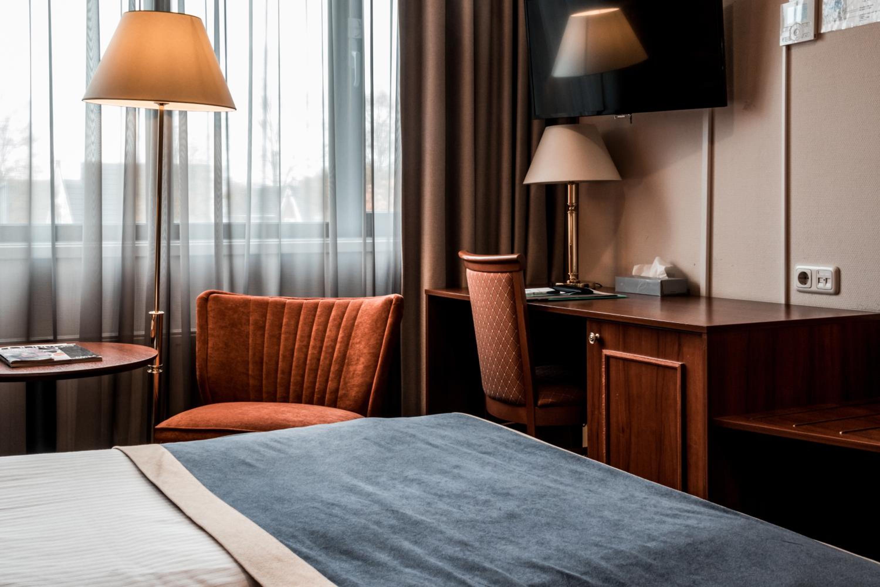 Standard Twin Room - Photo 2
