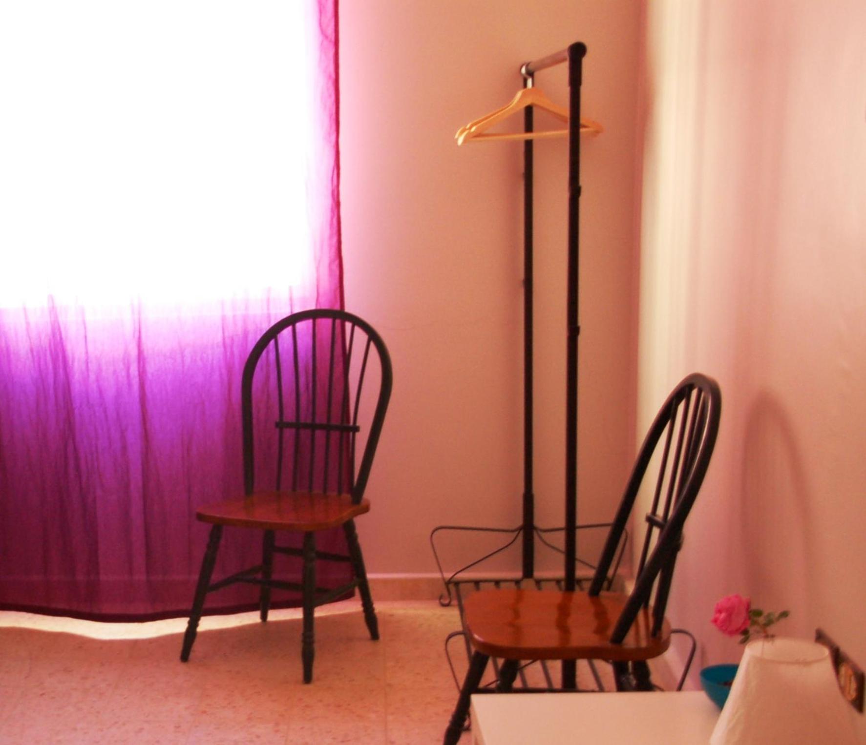 Standard Double Room with Shared Bathroom photo 2