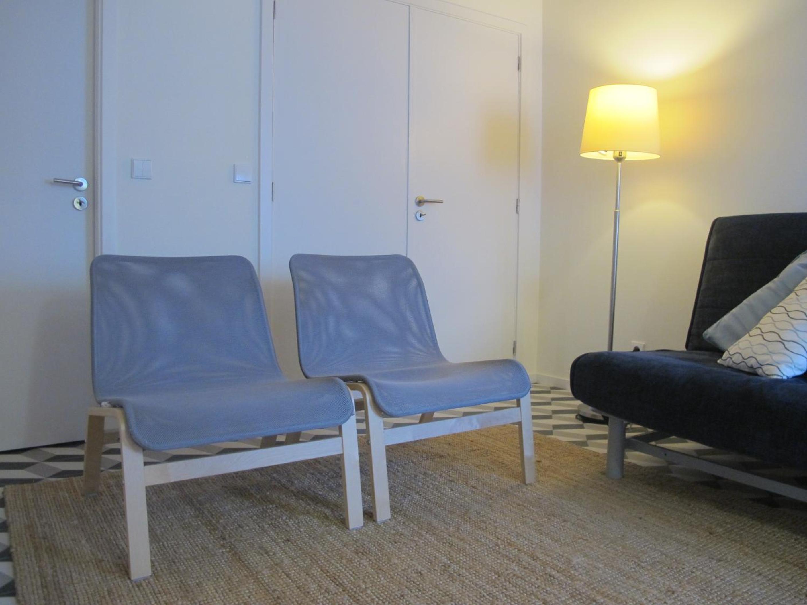 Two-Bedroom House - Photo 26