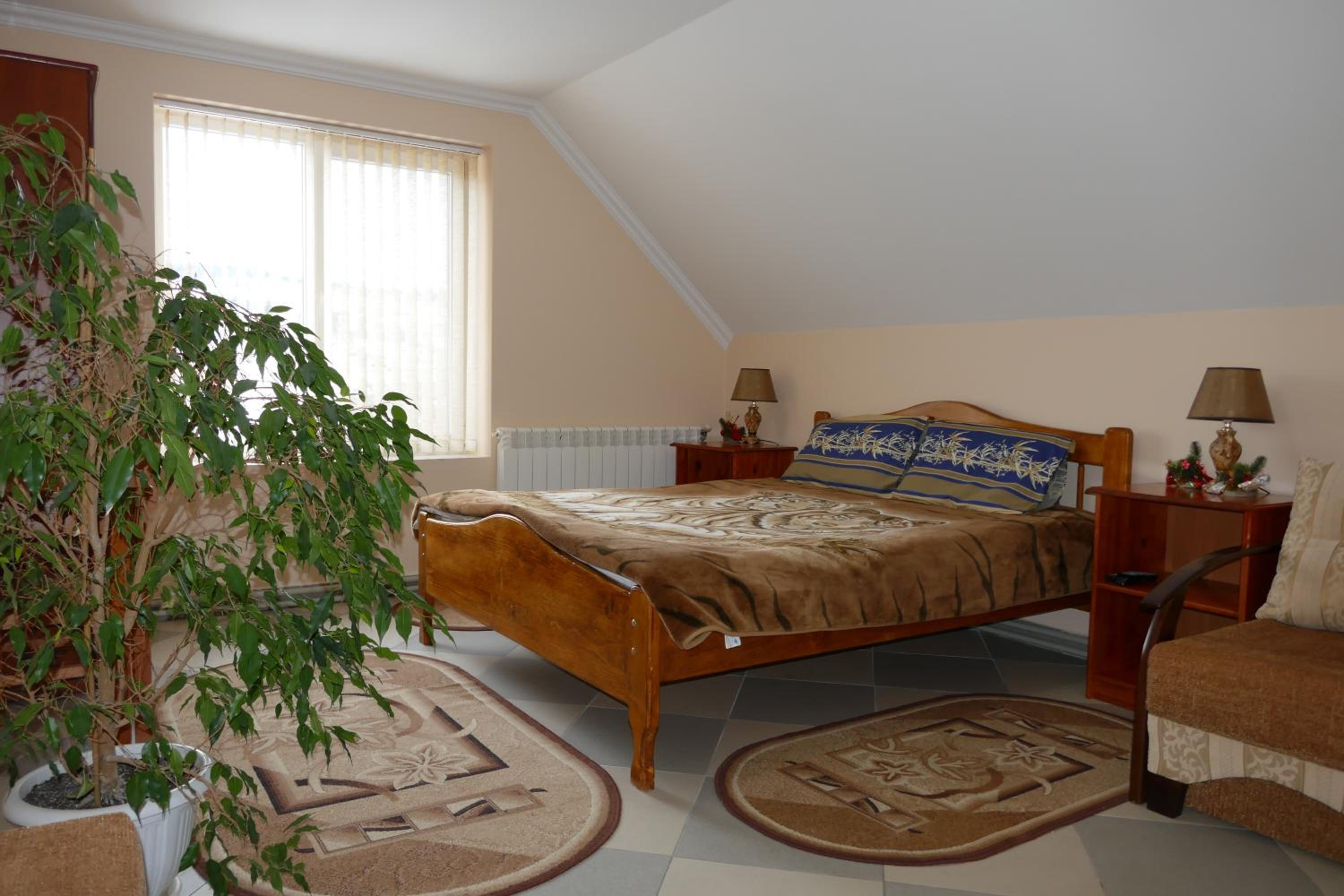 Four-Bedroom House photo 1
