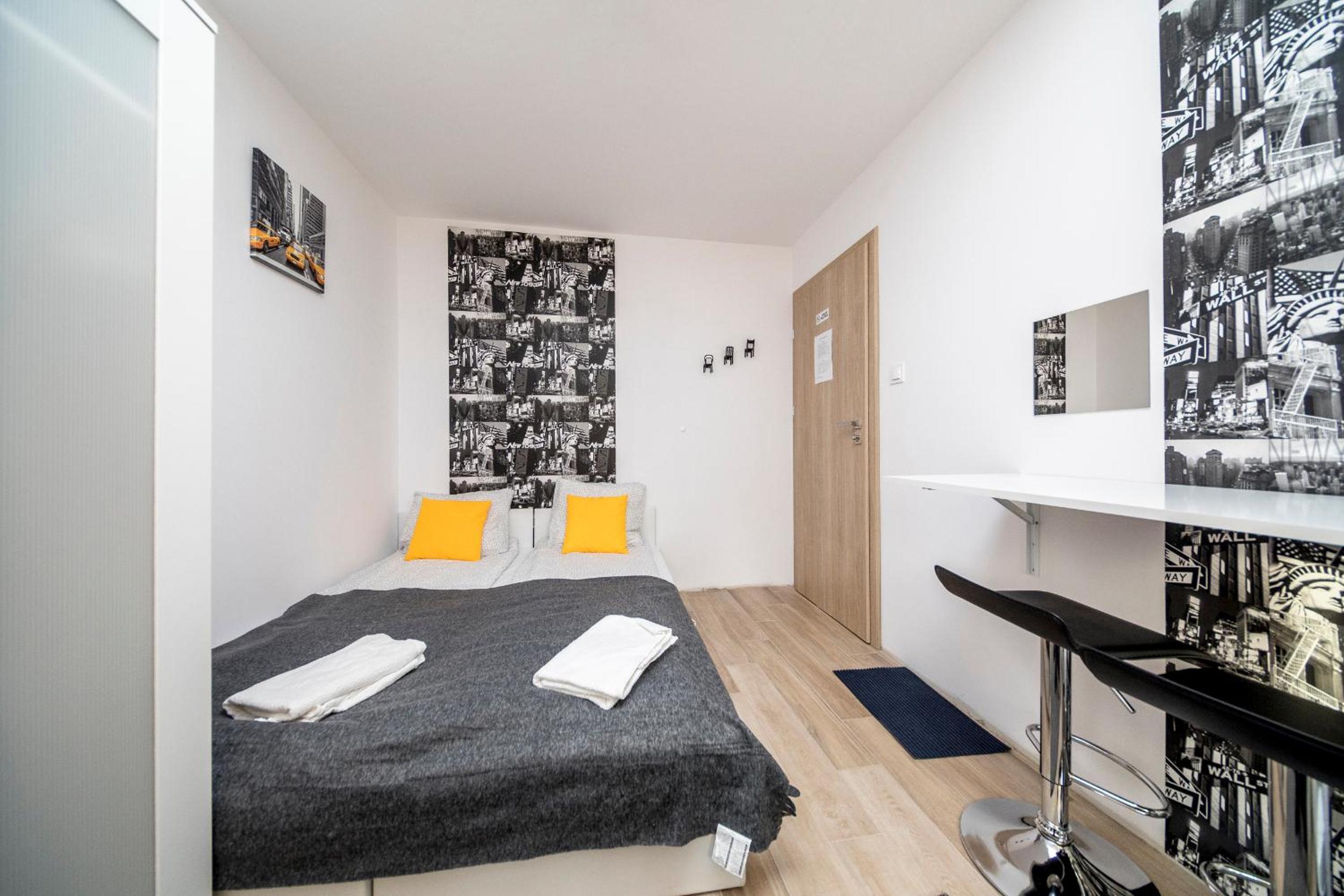 Standard Double Room with Shared Bathroom