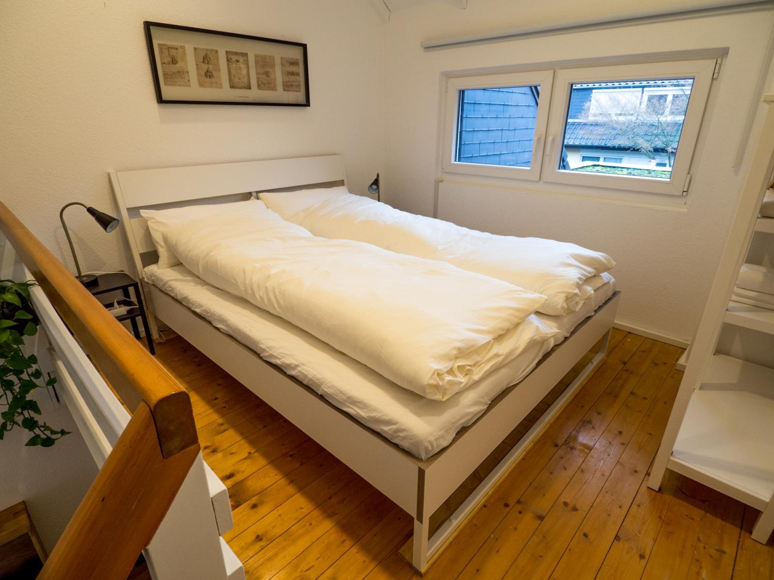One-Bedroom Apartment photo 2