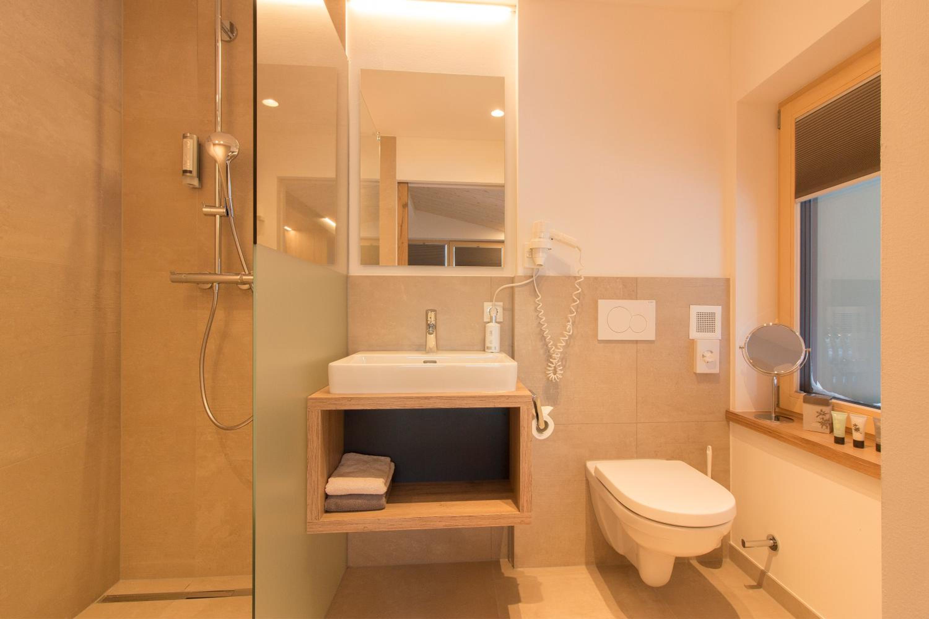 Double Room with Balcony photo 3