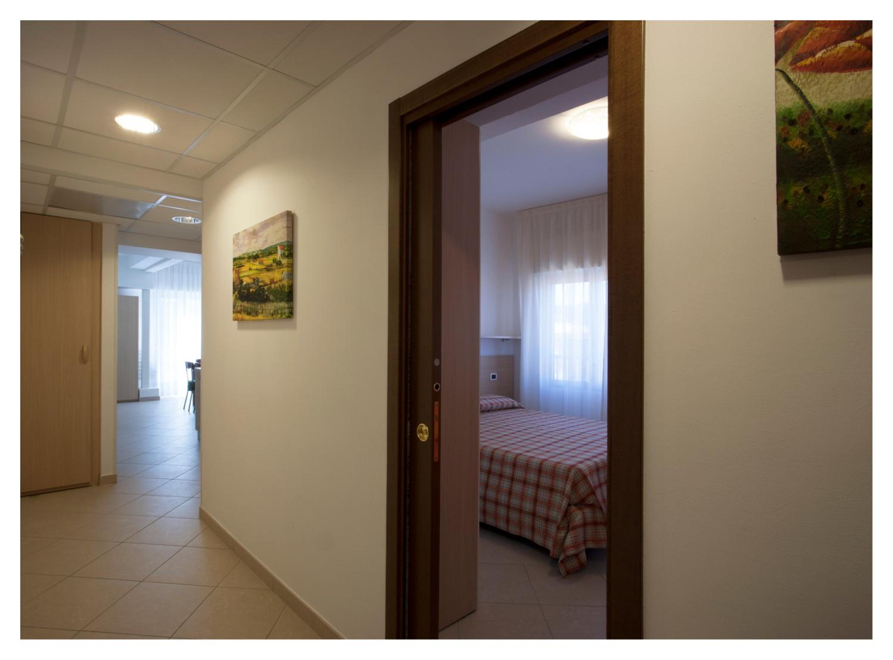 Superior One-Bedroom Apartment