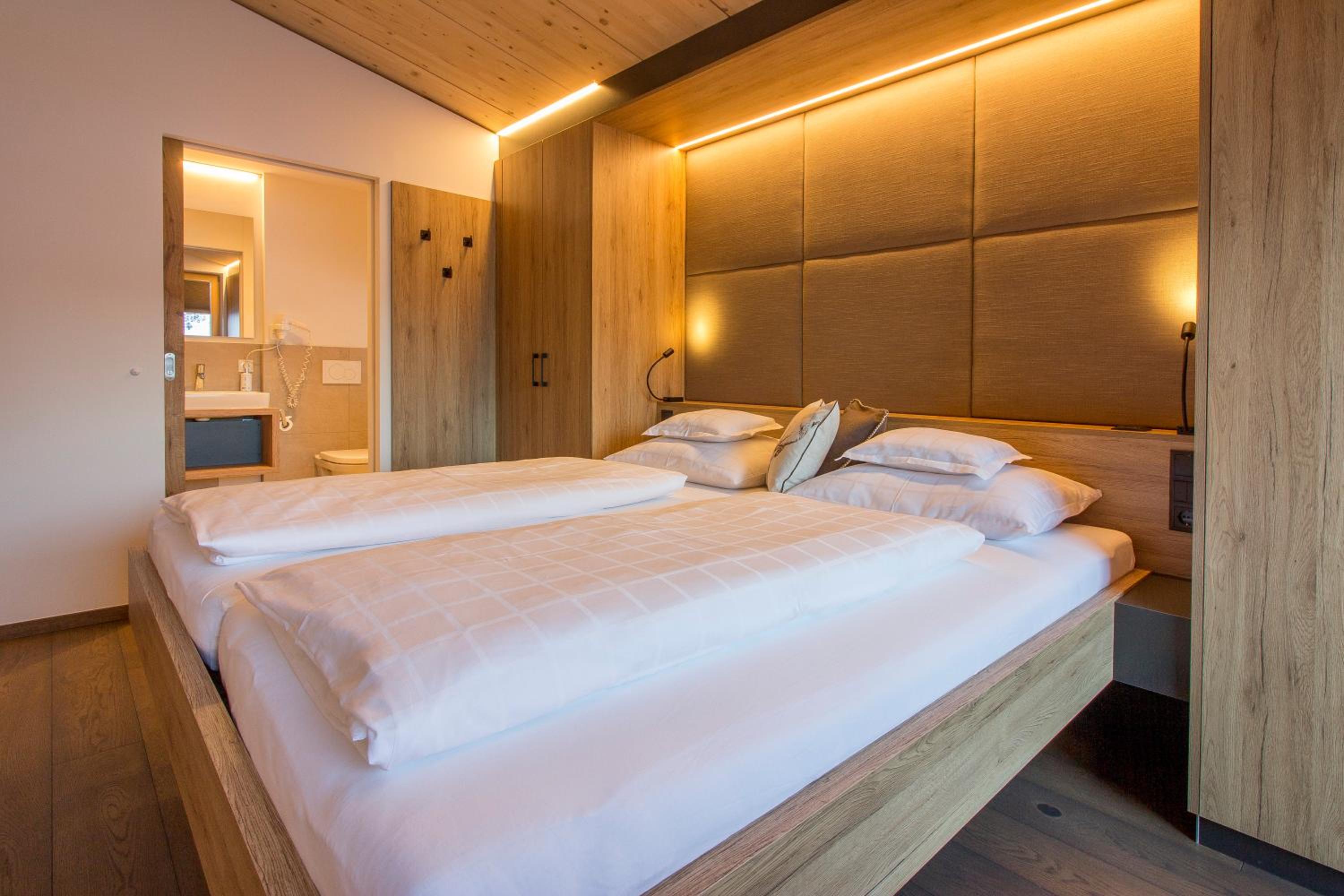 Double Room with Balcony photo 2