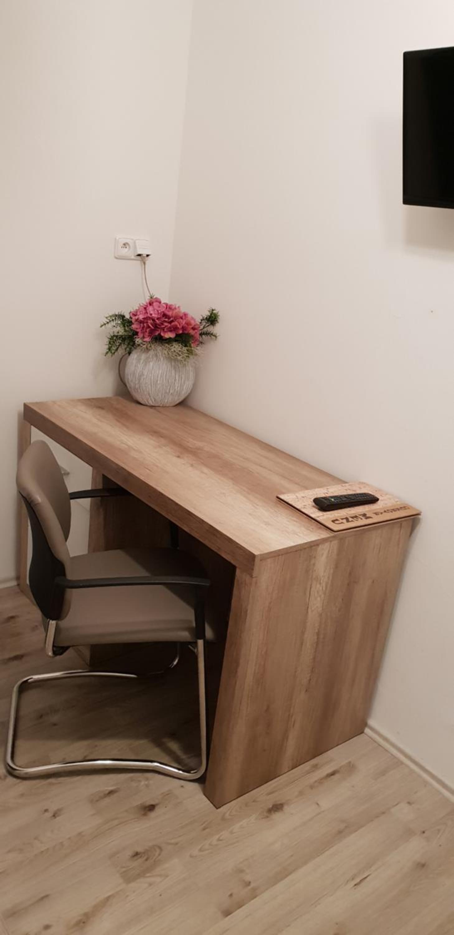 Single Room photo 2